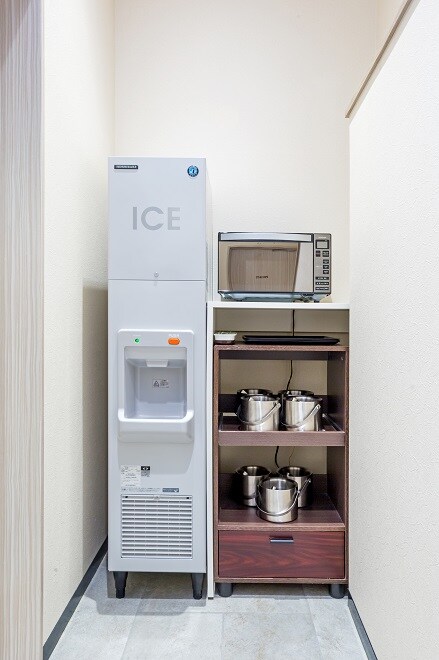 Ice machine