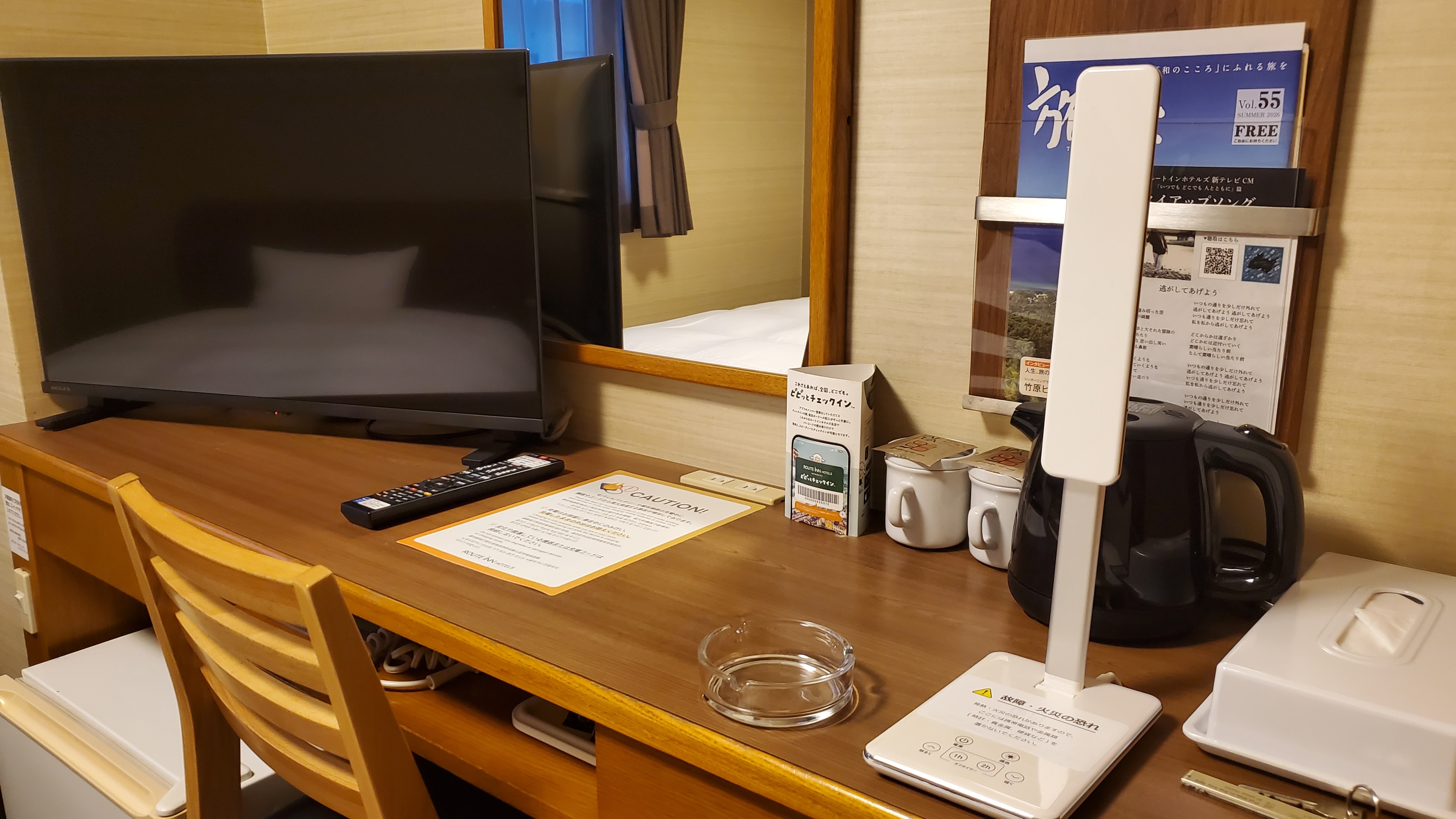 Guest room desk