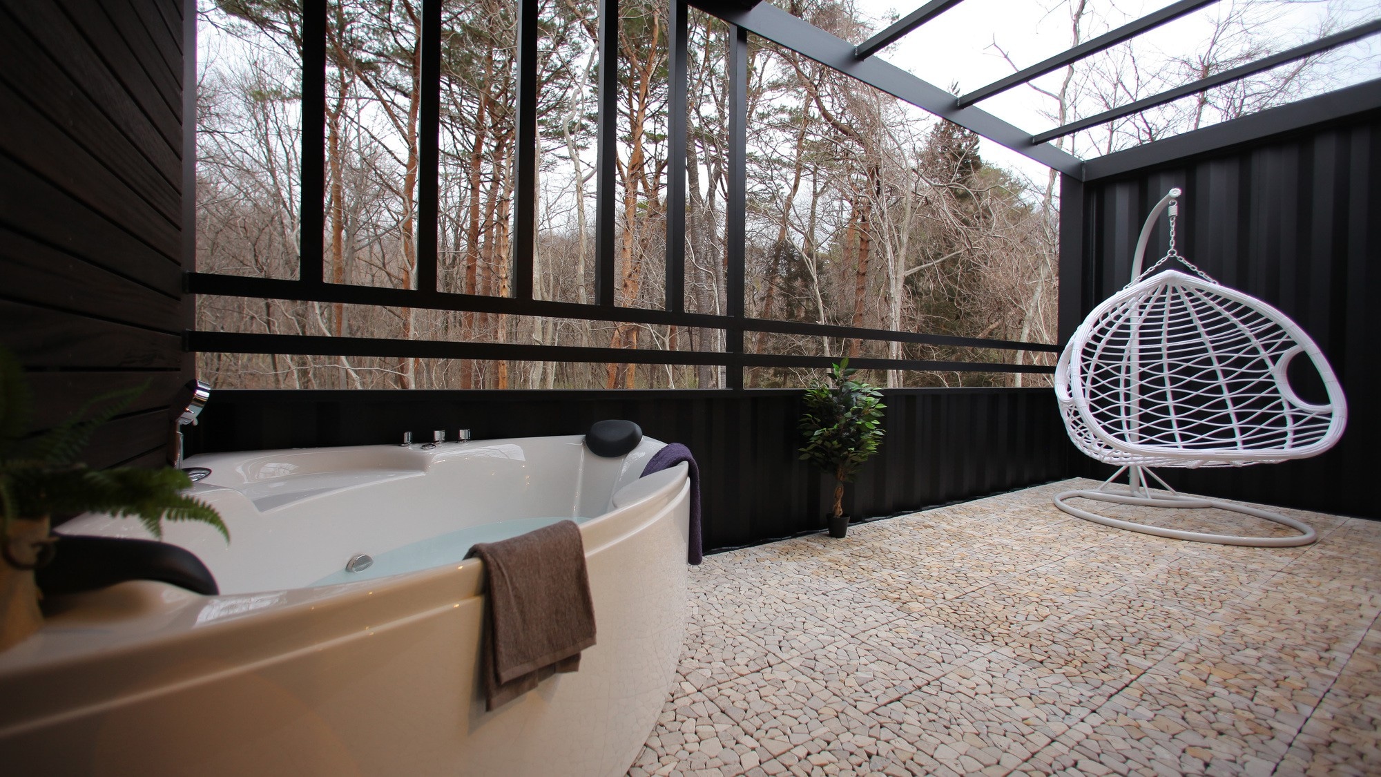 Designer's House A03_Bathroom (example)