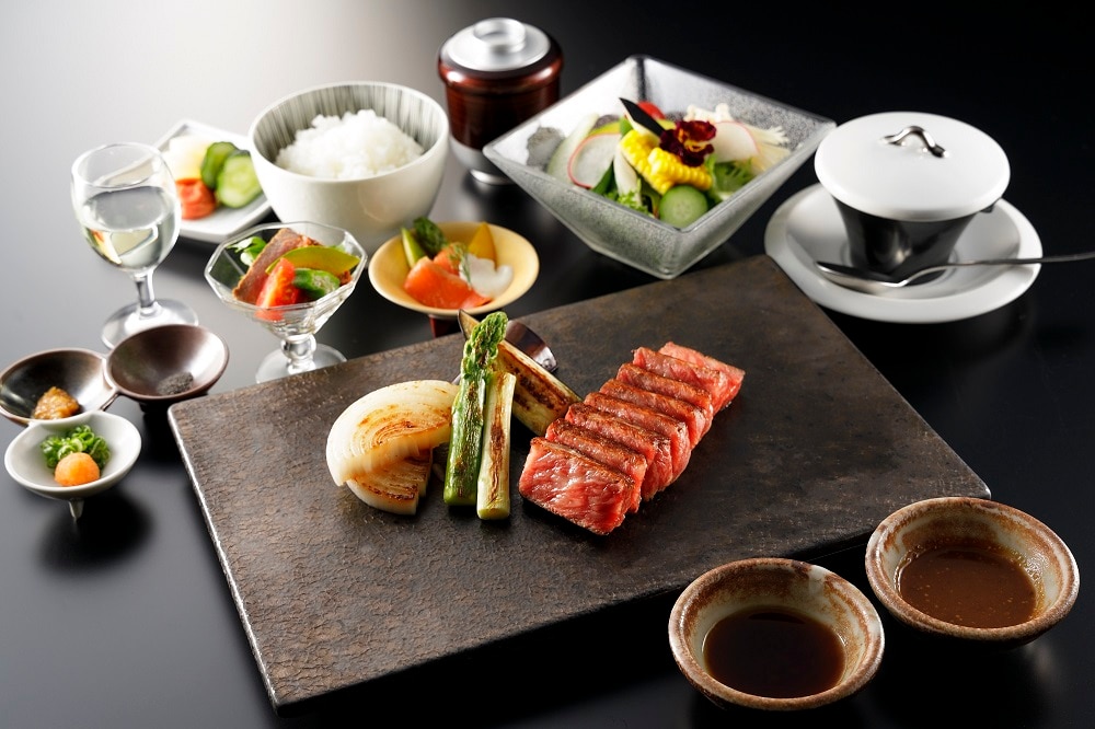 Delicious Kobe beef steak! Dinner plan at restaurant "Plaisir"