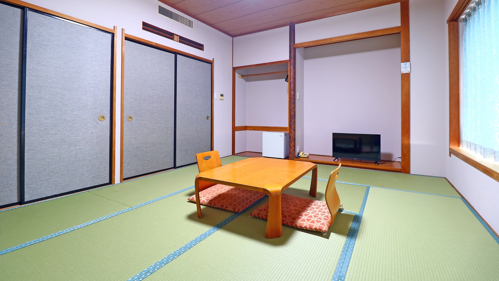[Renewal] Japanese-style room with a view of the city of Kura 10 tatami mats