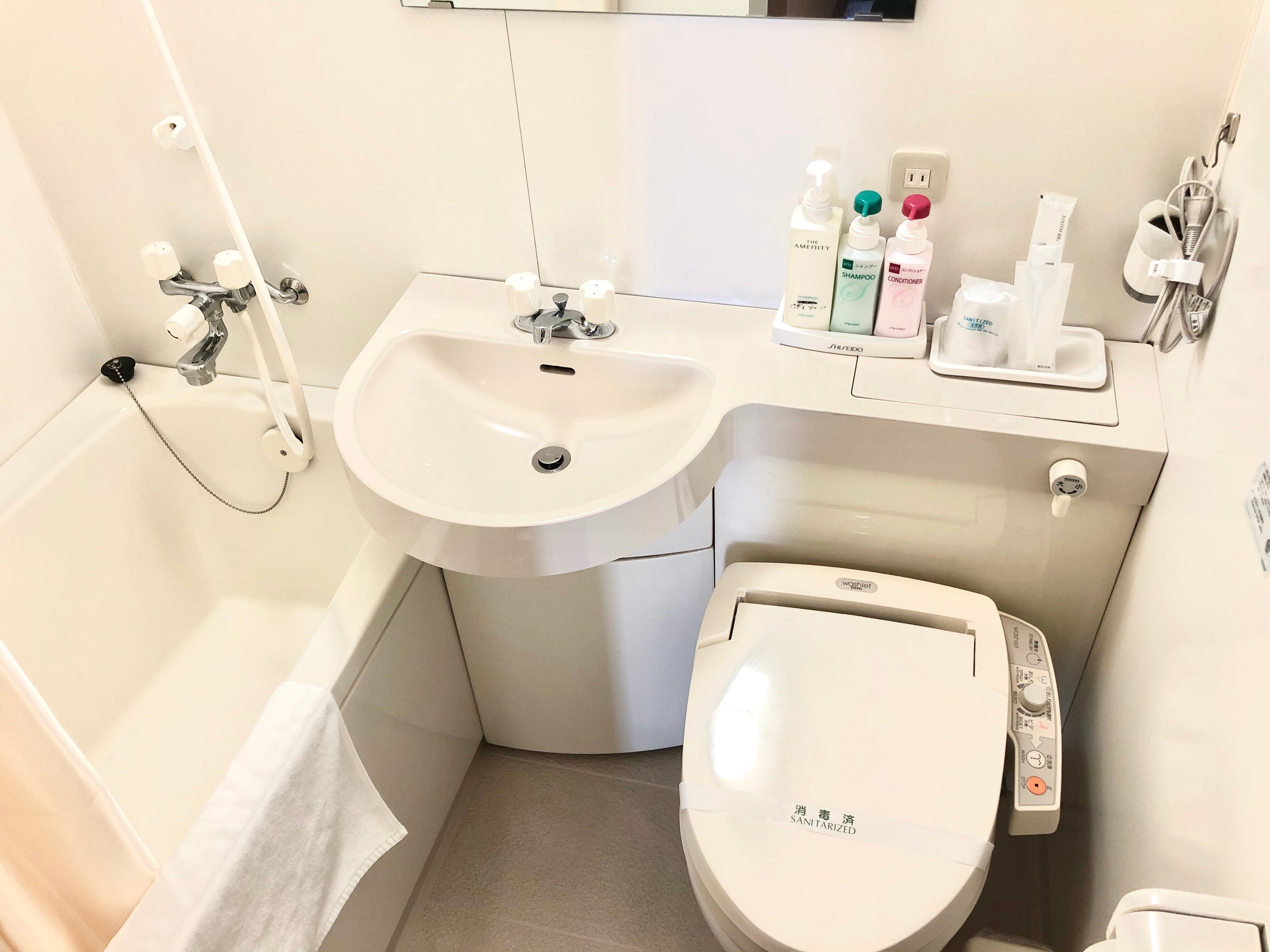 Unit bath