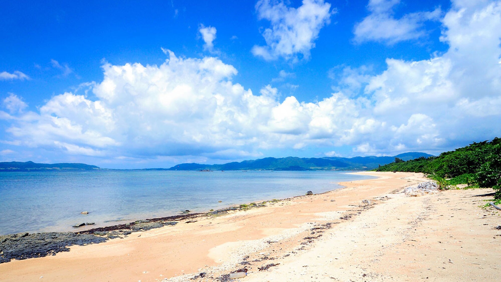 Fusaki Annex [Nearby] A private beach with blue water and white sand.