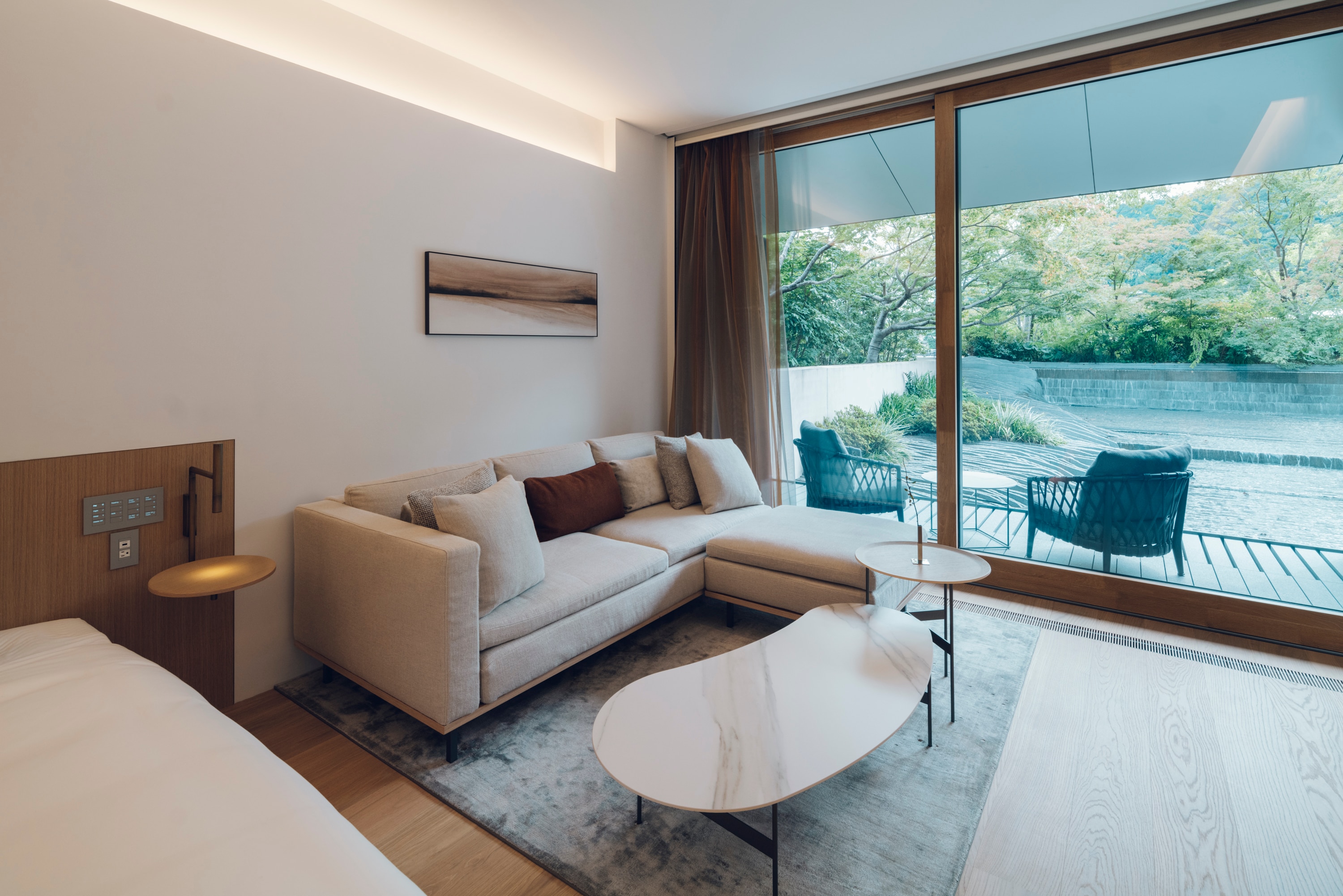 Premier Corner Twin dengan Pemandangan Taman