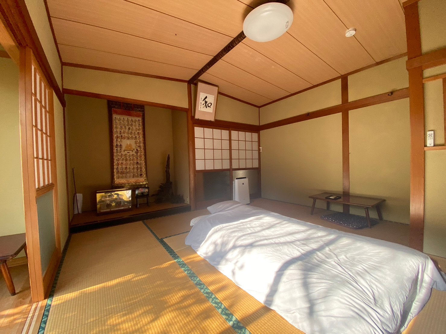 Kamar bergaya Jepang (8 tikar tatami)