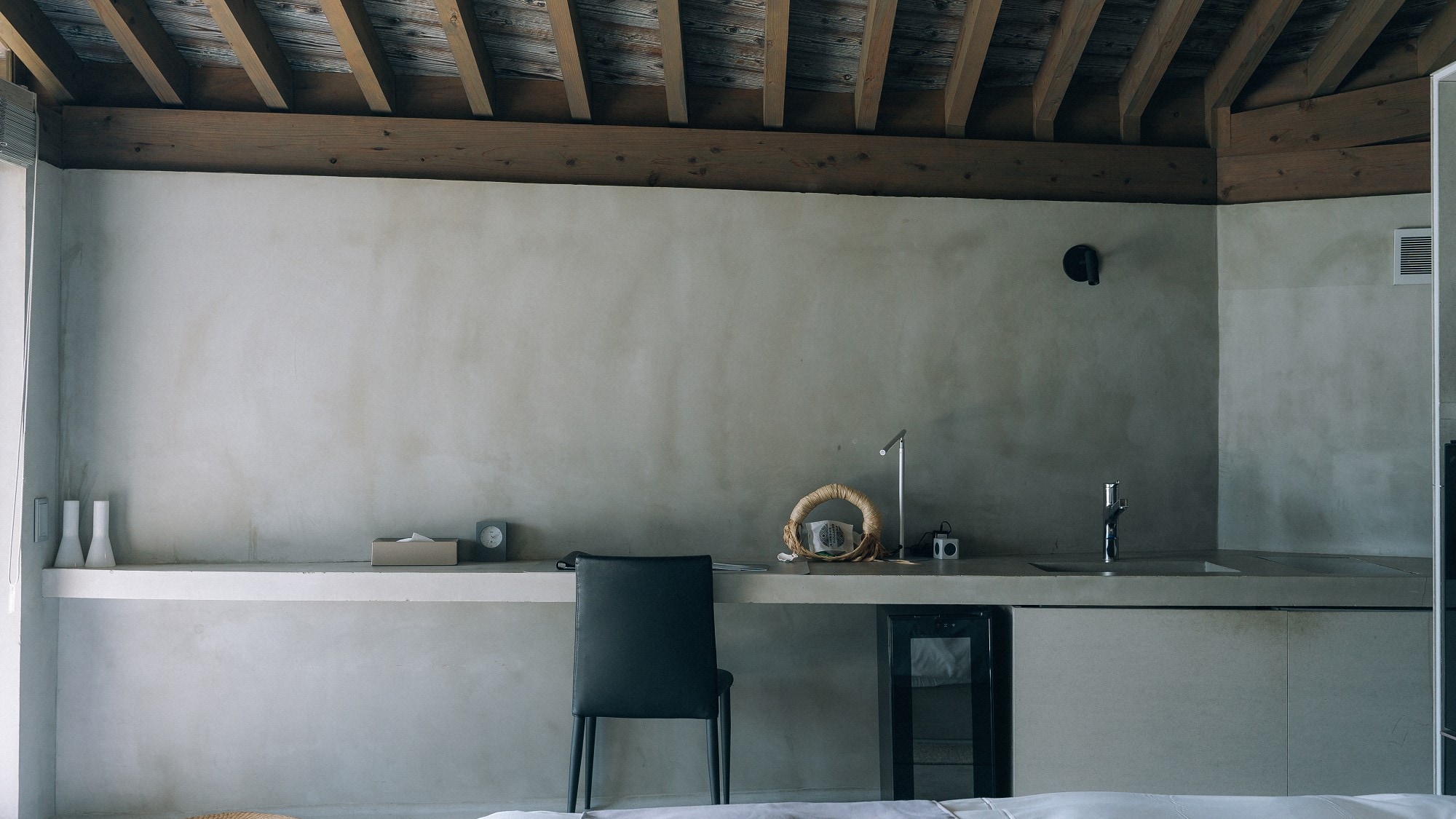 [Cozy Suite Villa Twin Bed with Theater] All home appliances are from BALMUDA.