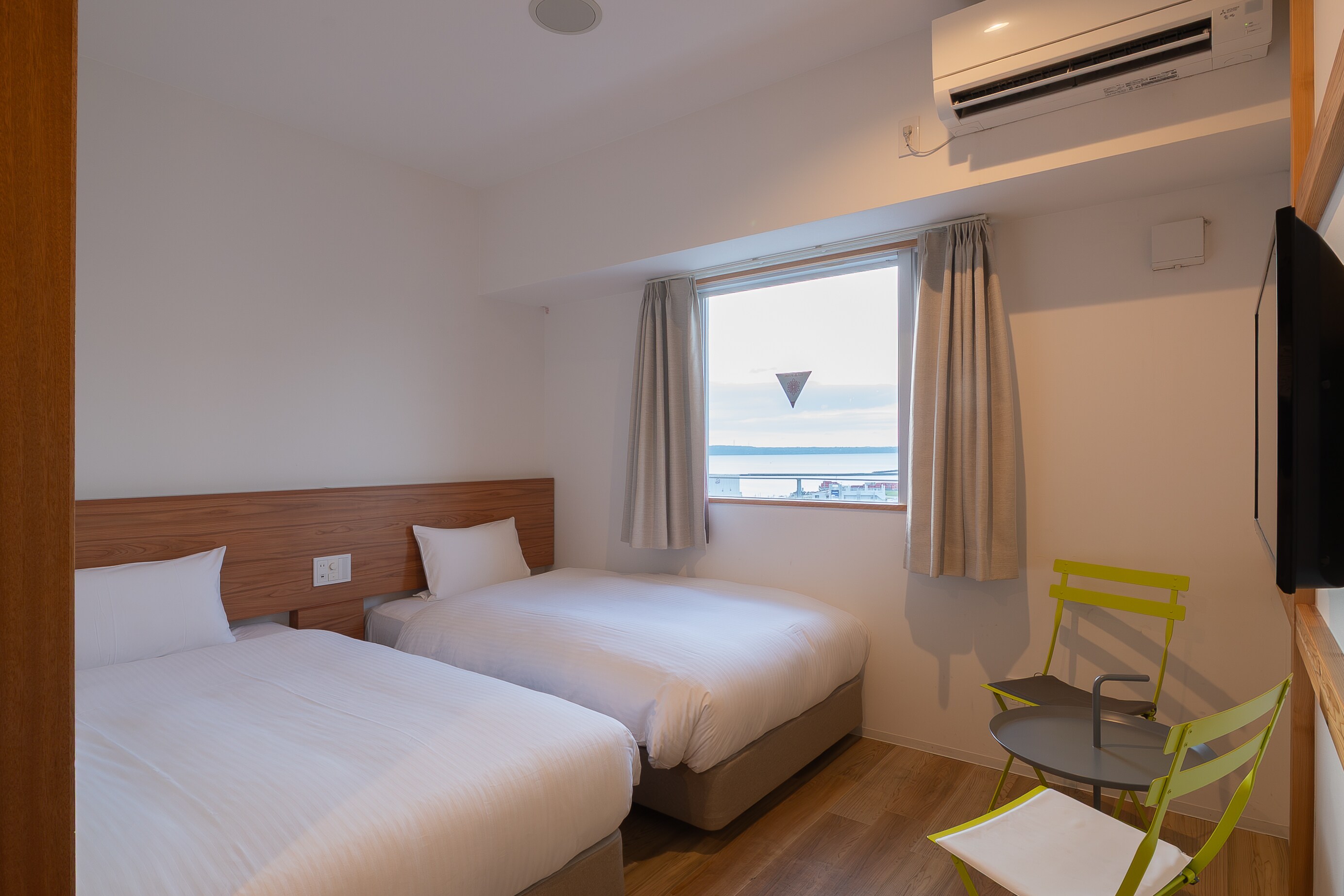 [New building: Twin room]