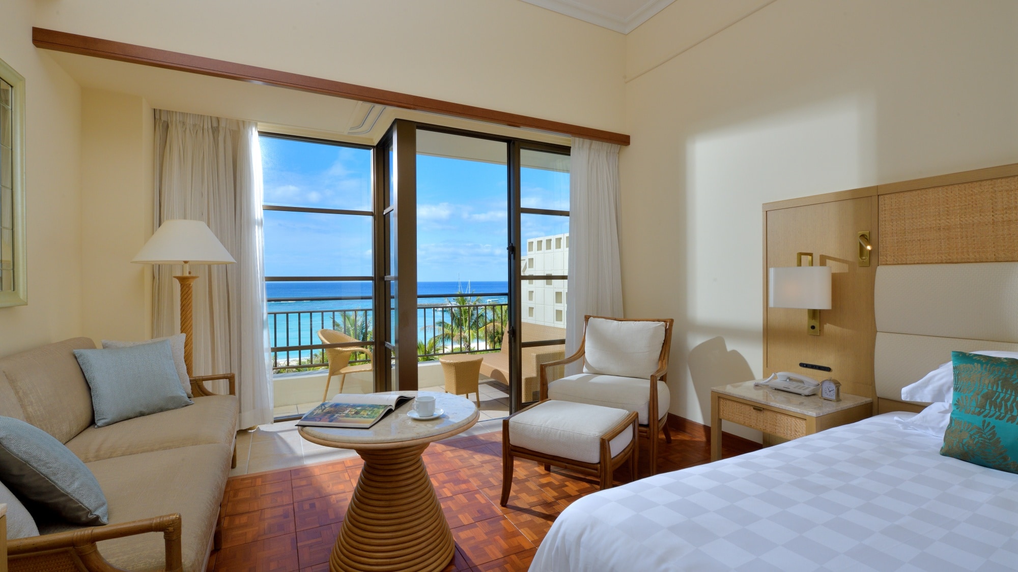 Standard Floor Deluxe Elegant Oceanfront/43㎡