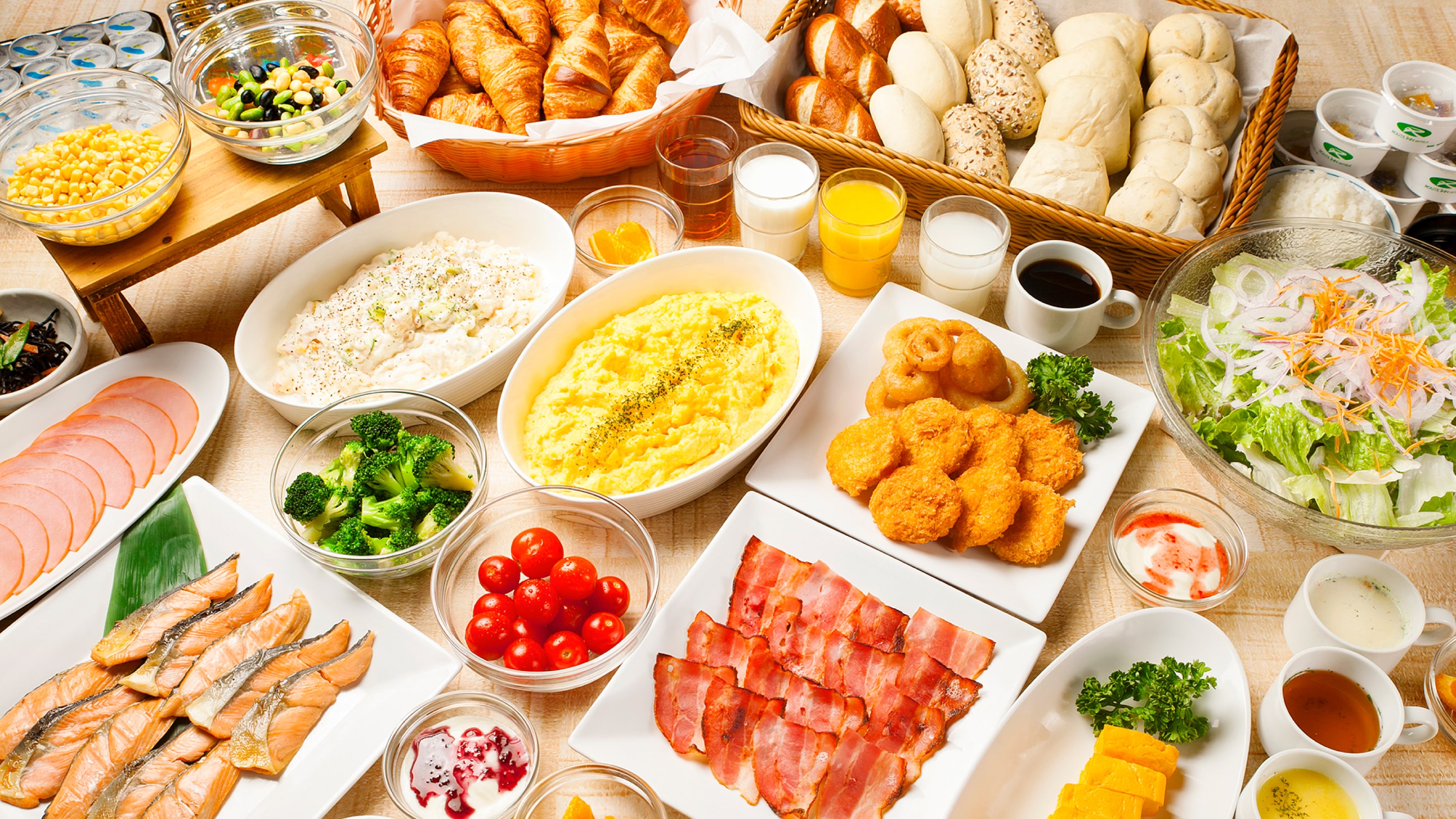 Free breakfast buffet
