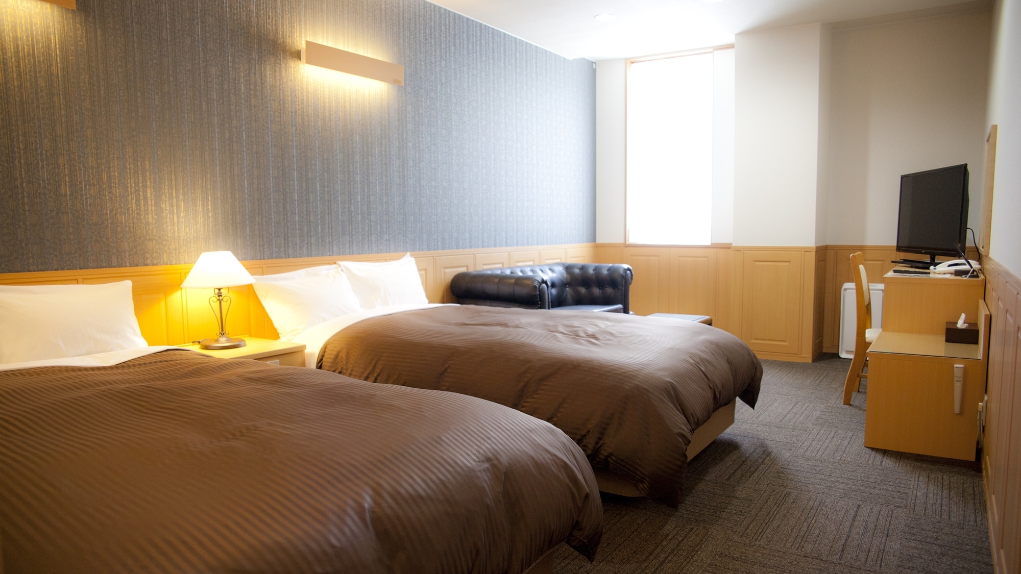 ※【标准双床间示例】床为半双人床大小，可让您舒适地放松。