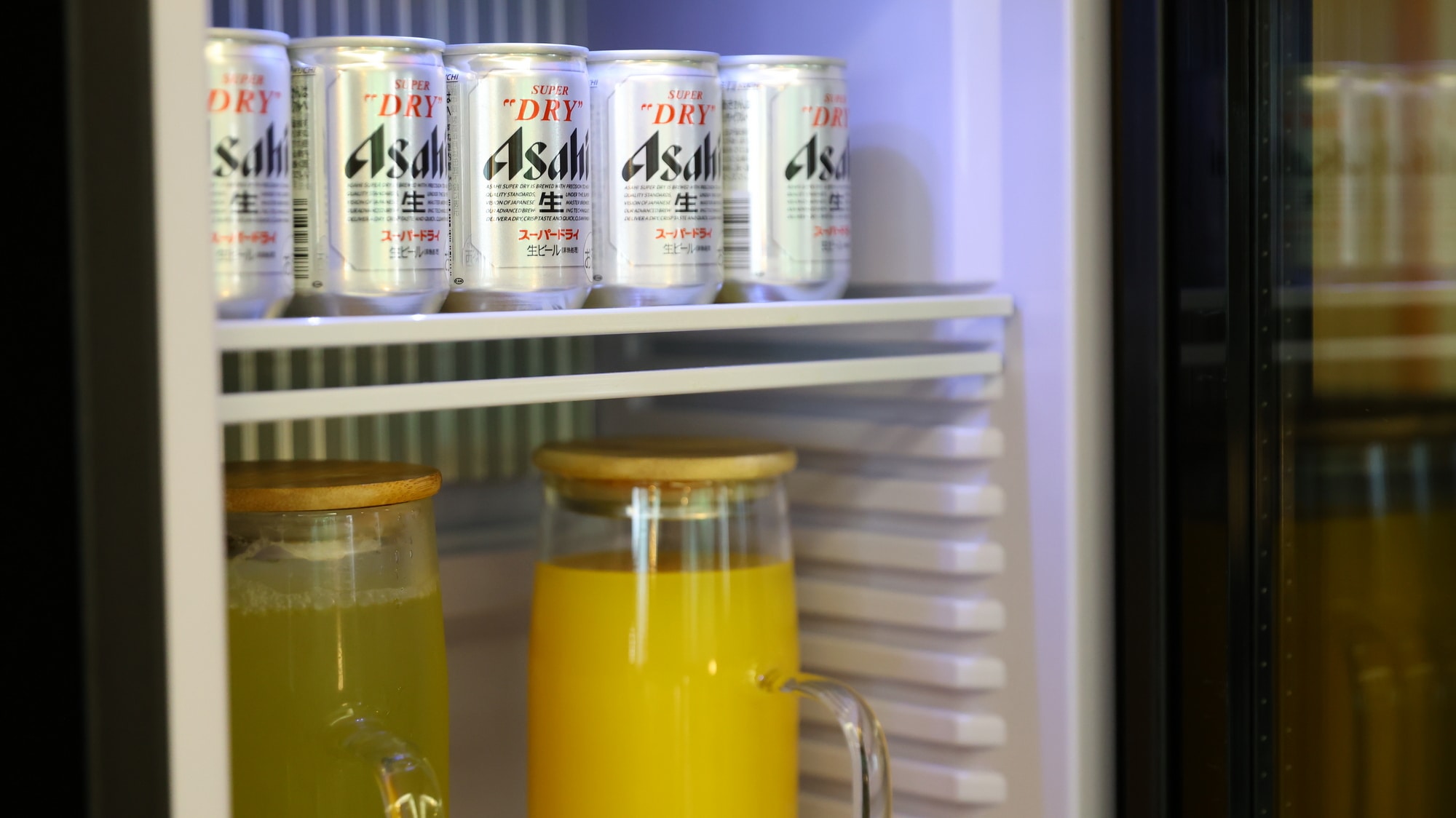 [Lounge] Please help yourself to soft drinks, tea, beer, etc.