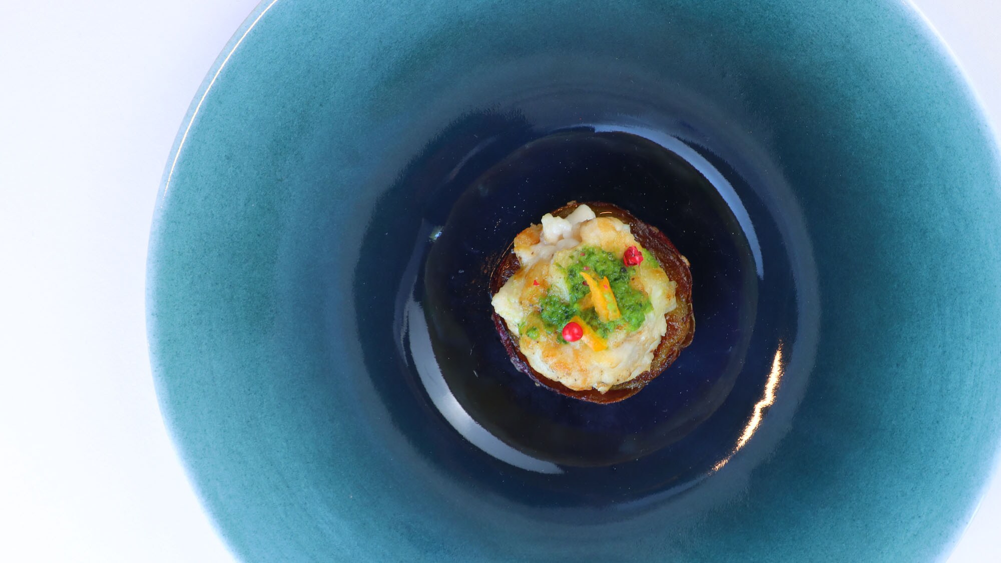 We also pay special attention to the vegetables we use. We cook with fresh ingredients from Kyushu.