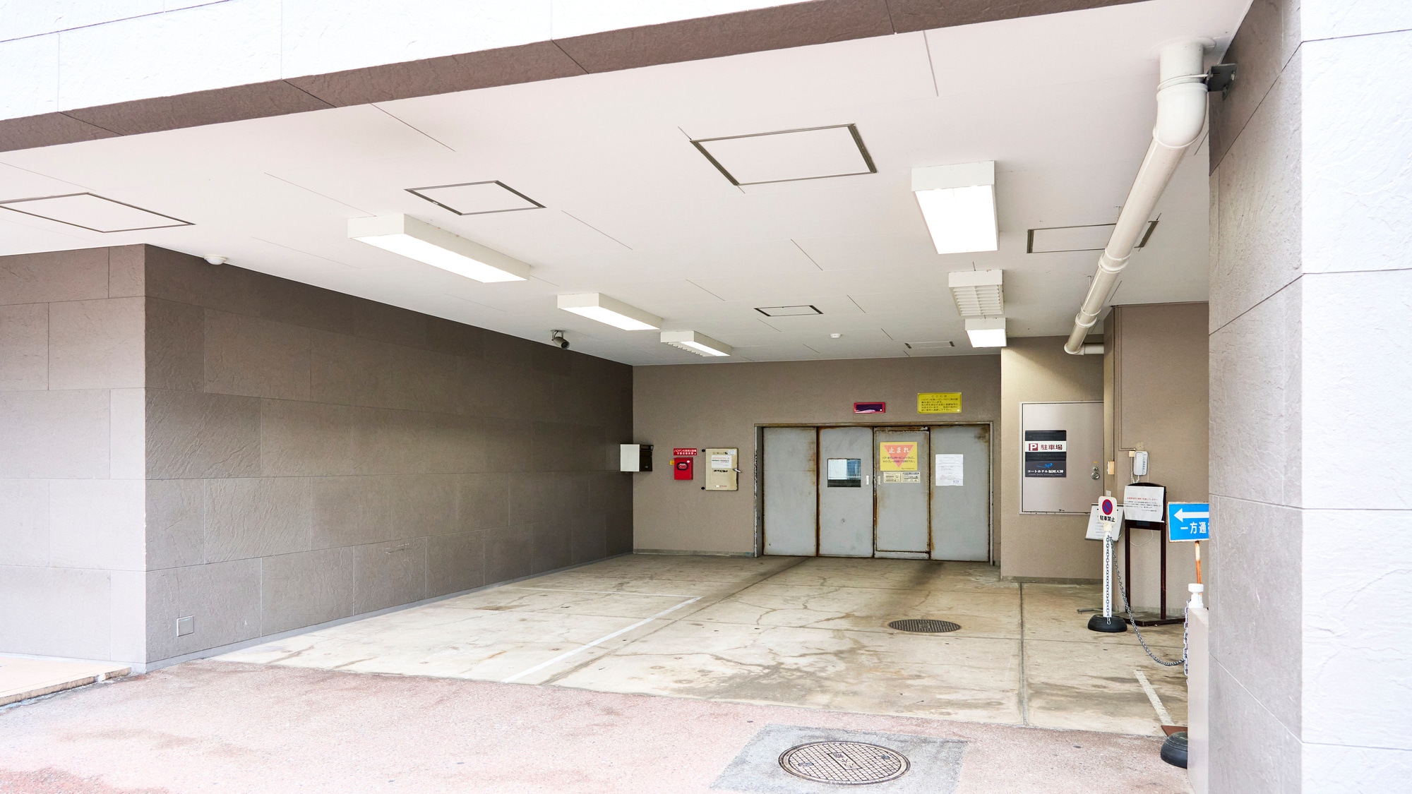 multi-storey car park
