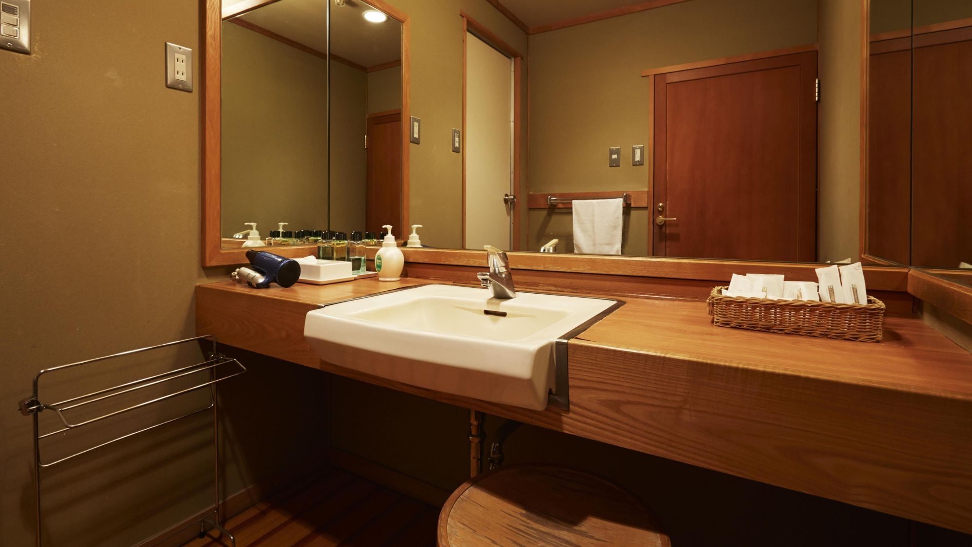 ◆ Kamar bergaya Jepang Meitei Besar | Kamar mandi luas