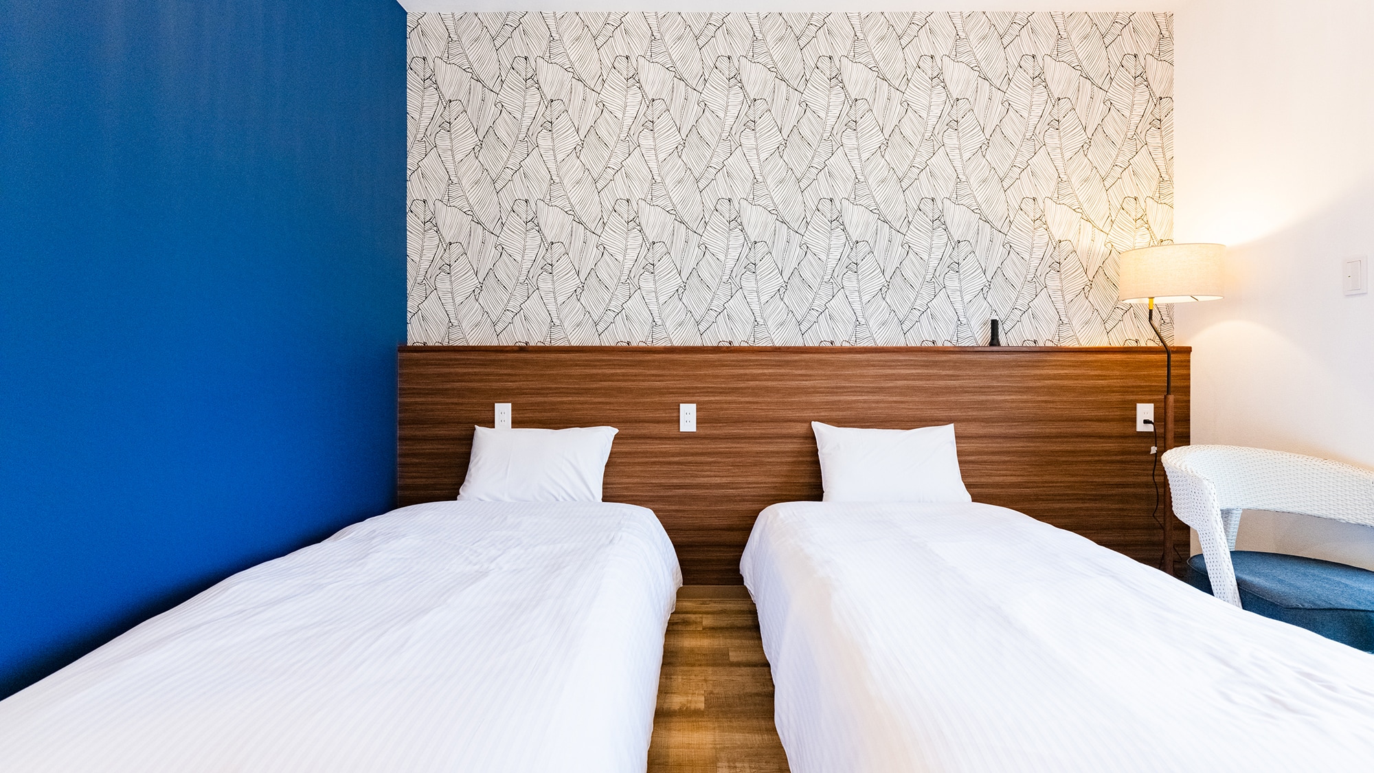 Start your 2024 trip to Miyakojima from this modern and stylish condominium! Surrounded by beautiful scenery.