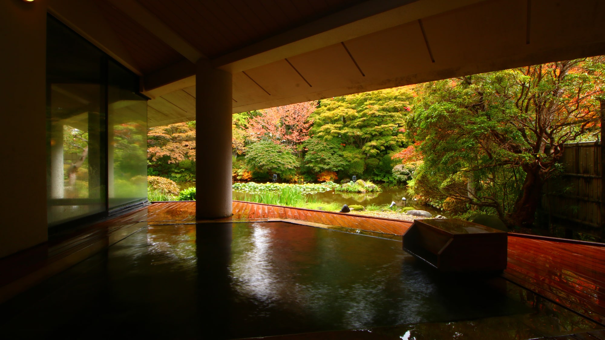 ■ [Hot Spring] Cypress Open-Air Bath - Toki - An open-air bath with a gentle atmosphere made from ancient cypress