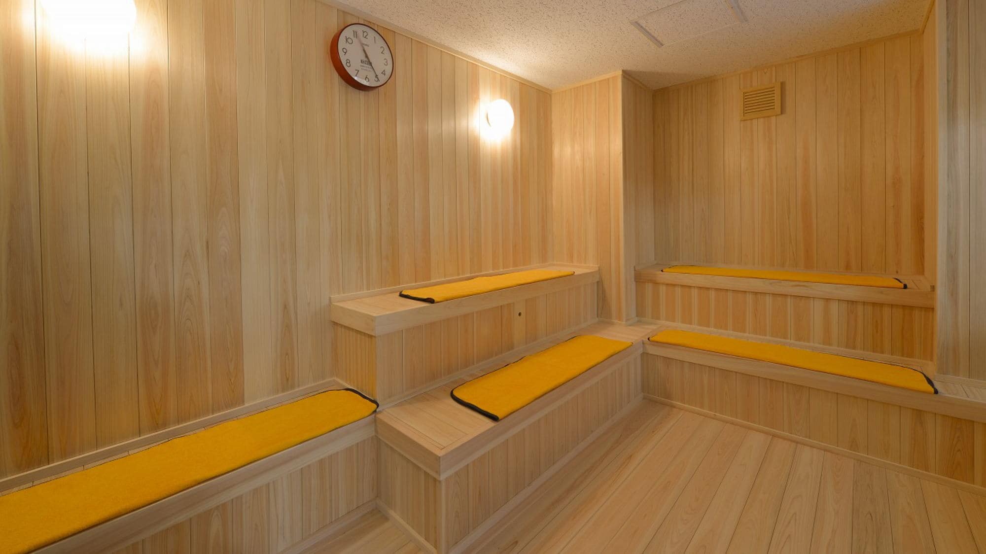 Sauna in the large public bath for men and women Operating hours: 15:00-22:00