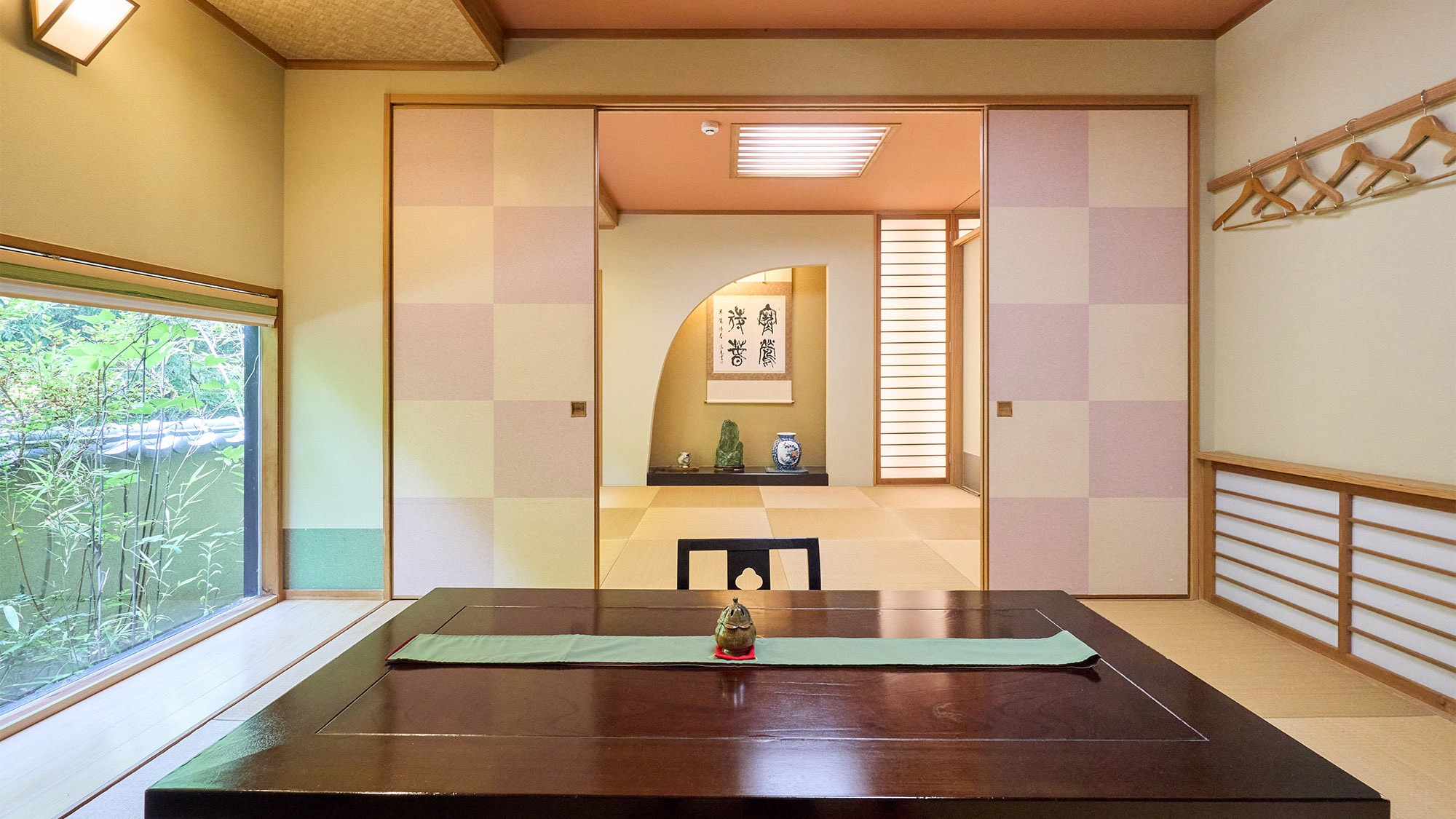 ・[Okuchidori] This is a detached room, so you can relax without worrying about others.