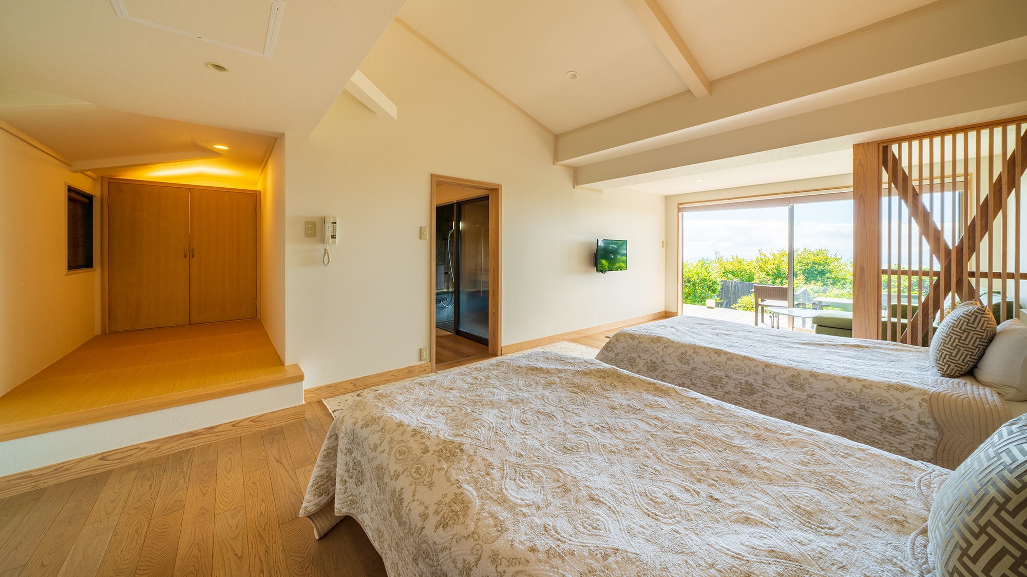 Kyou Western room
