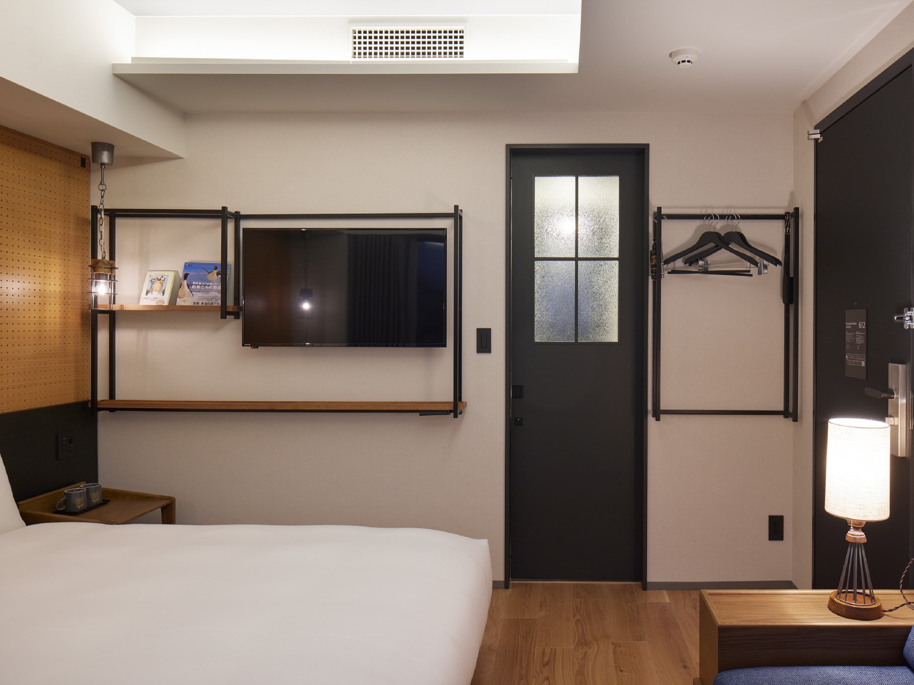 Standard twin [in the guest room]