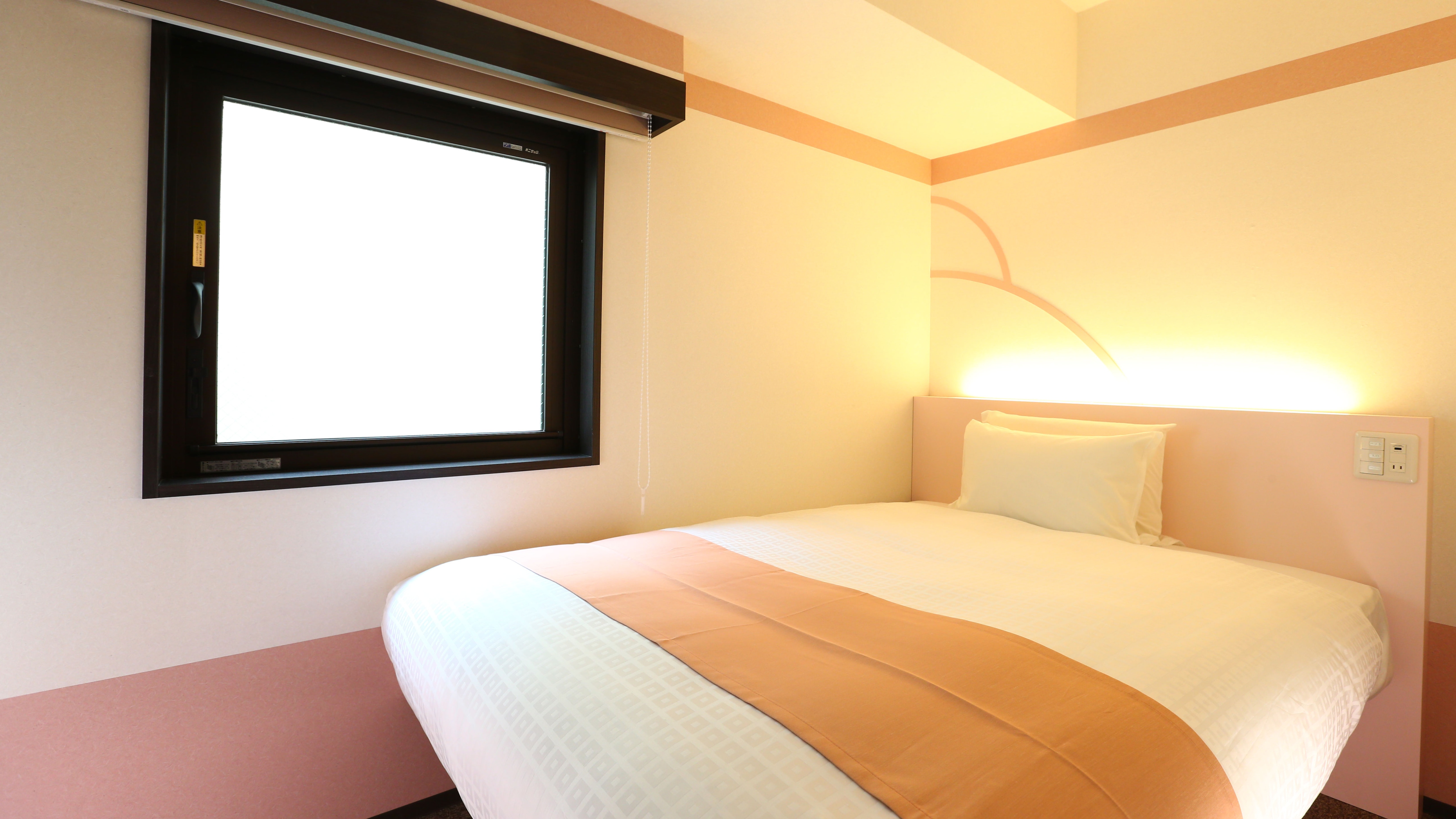 9F single room <spacious 140cm bed>