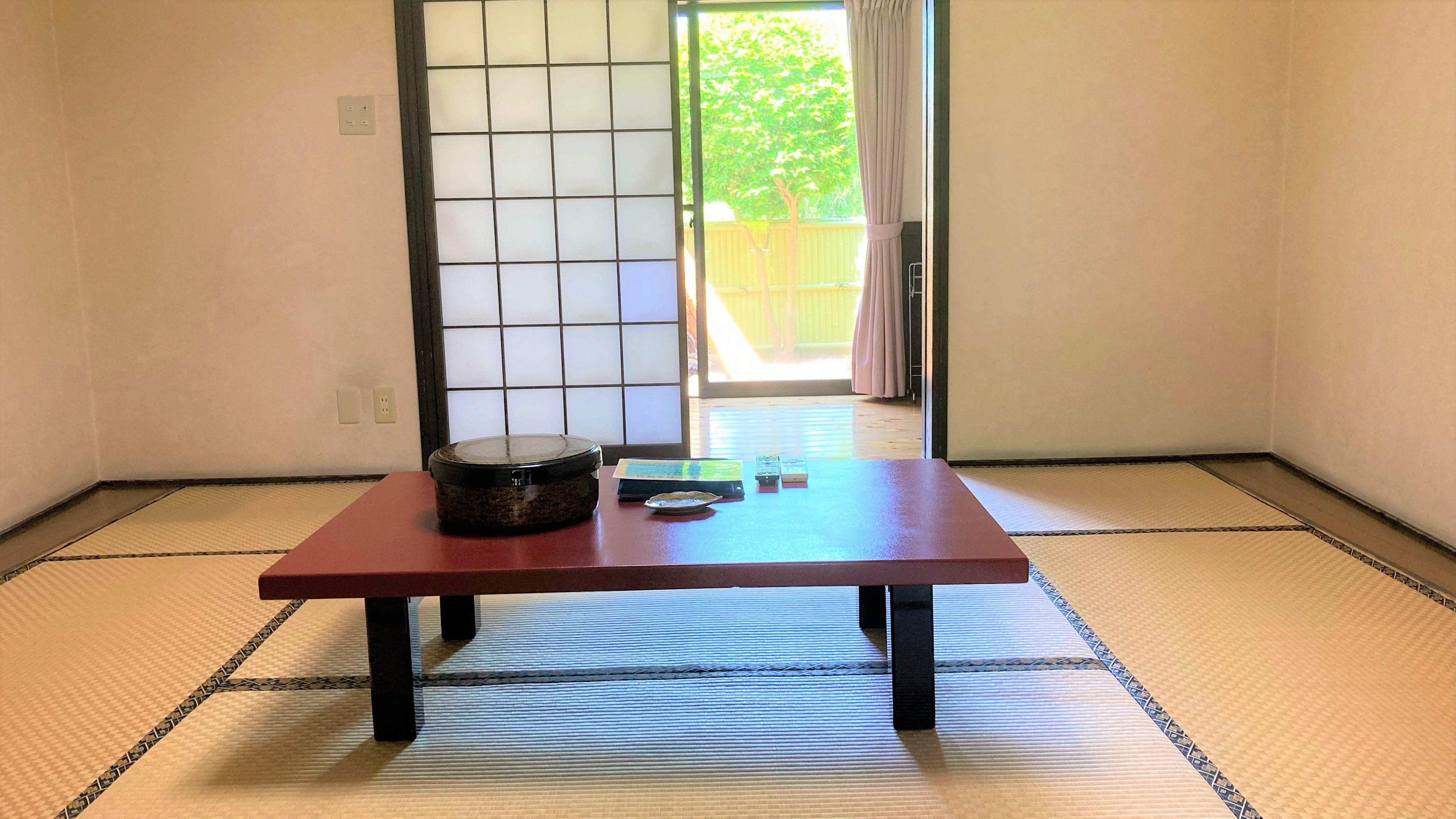 本館：日式房間（8張榻榻米）/範例