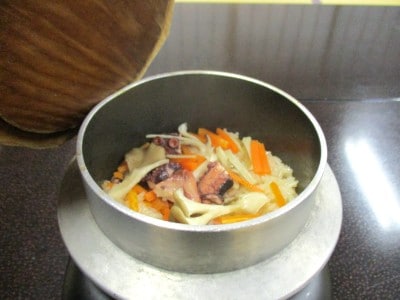 Octopus kamameshi