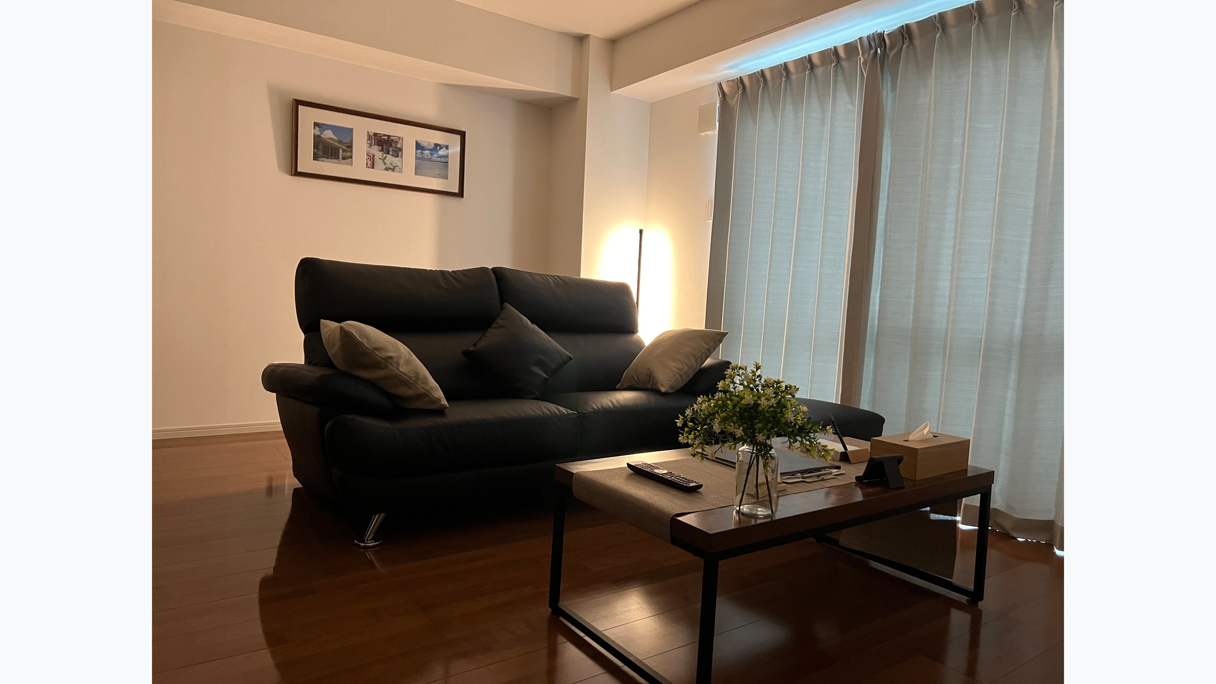 1 double bedroom: living room