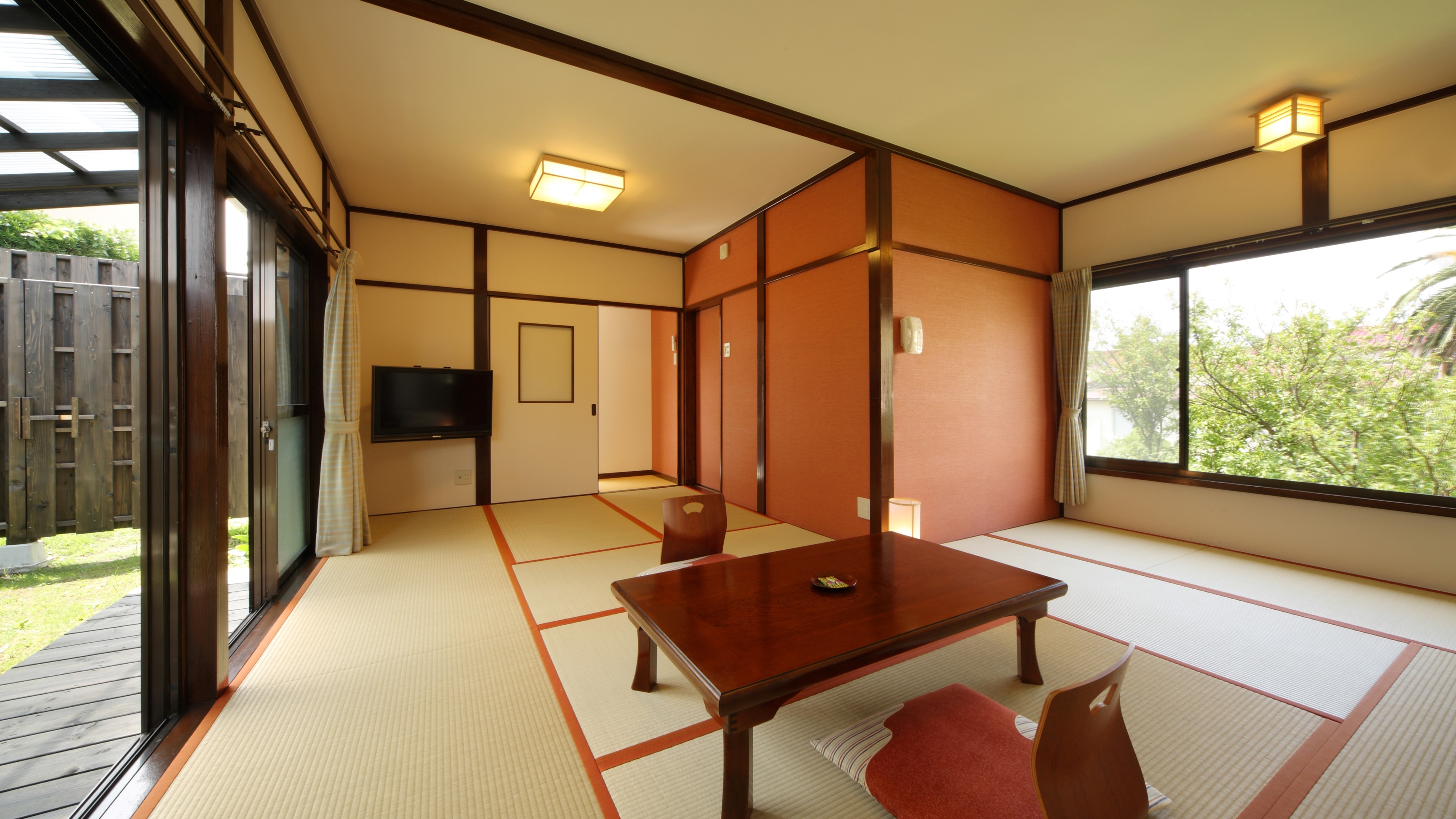 แยกห้องสไตล์ญี่ปุ่น 12 เสื่อทาทามิ ตัวอย่าง: วอลล์เปเปอร์แตกต่างกันไปขึ้นอยู่กับห้อง