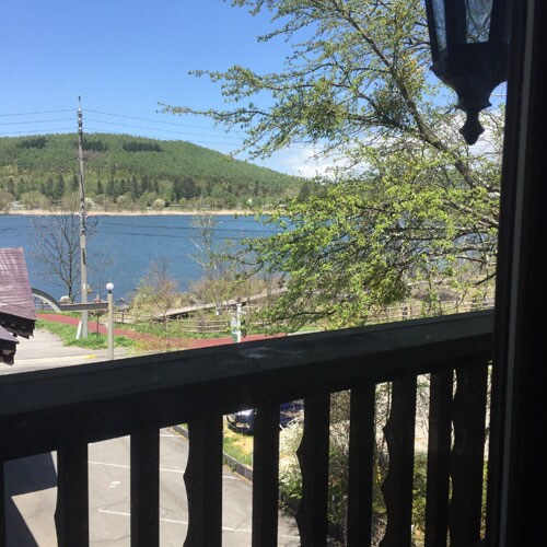 [Room 201] 4-person room with lake view