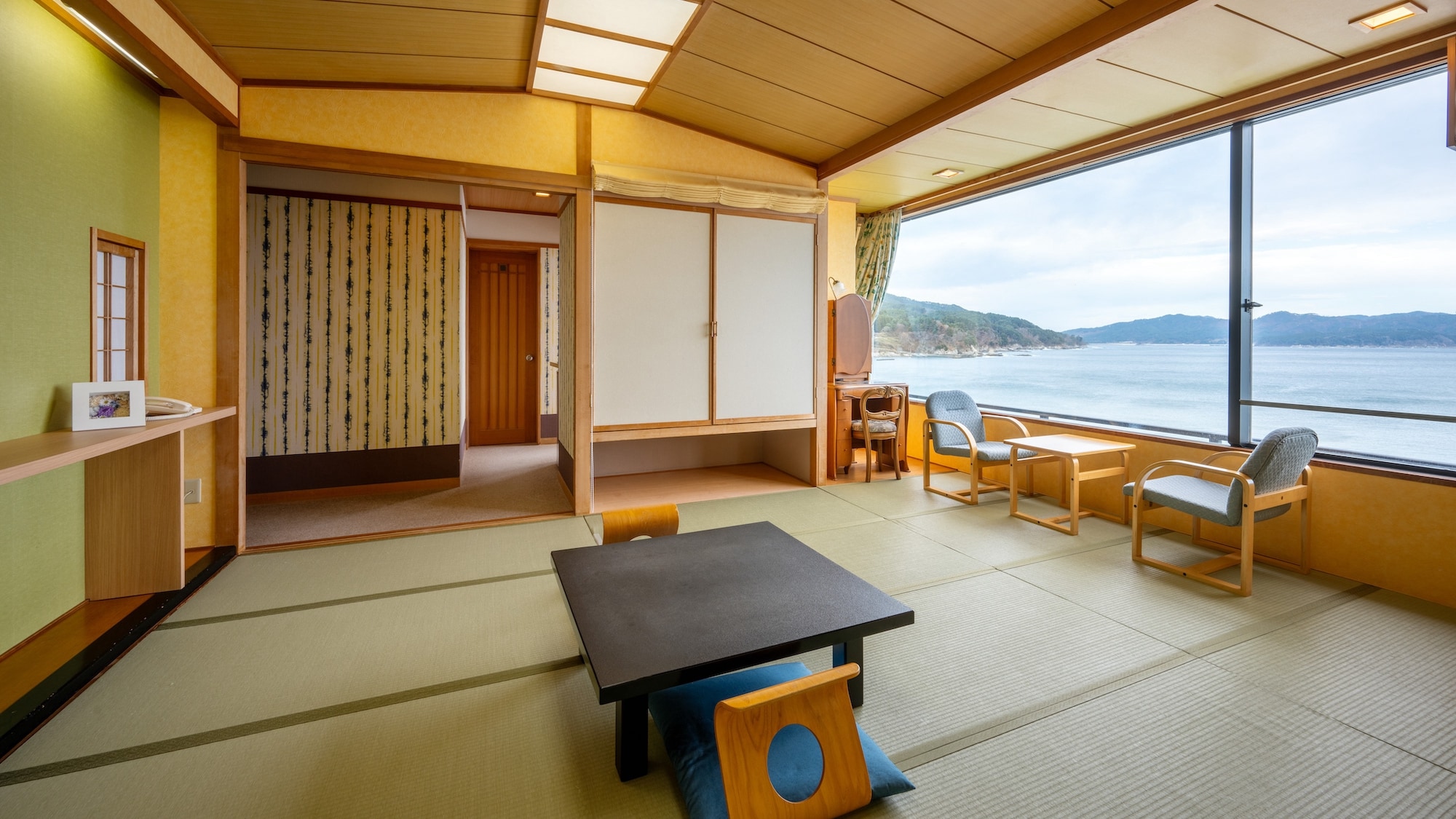 附展望浴池的日式房