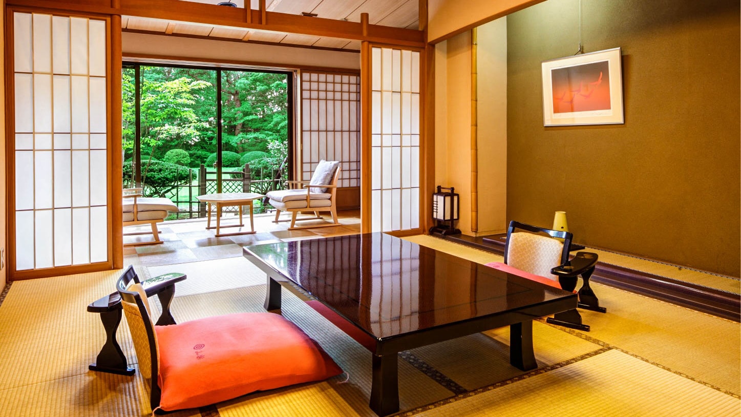  [Western-style garden Japanese-modern guest room with open-air bath] Japanese-style room