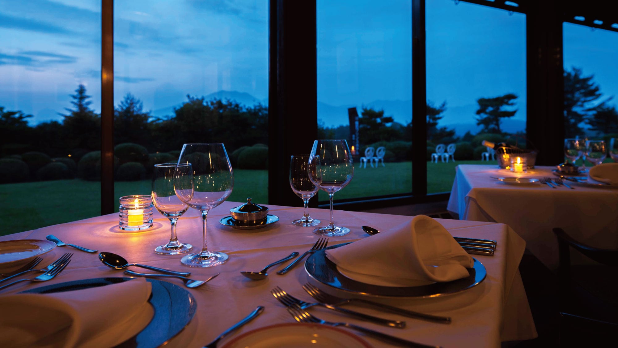 hotel restaurant