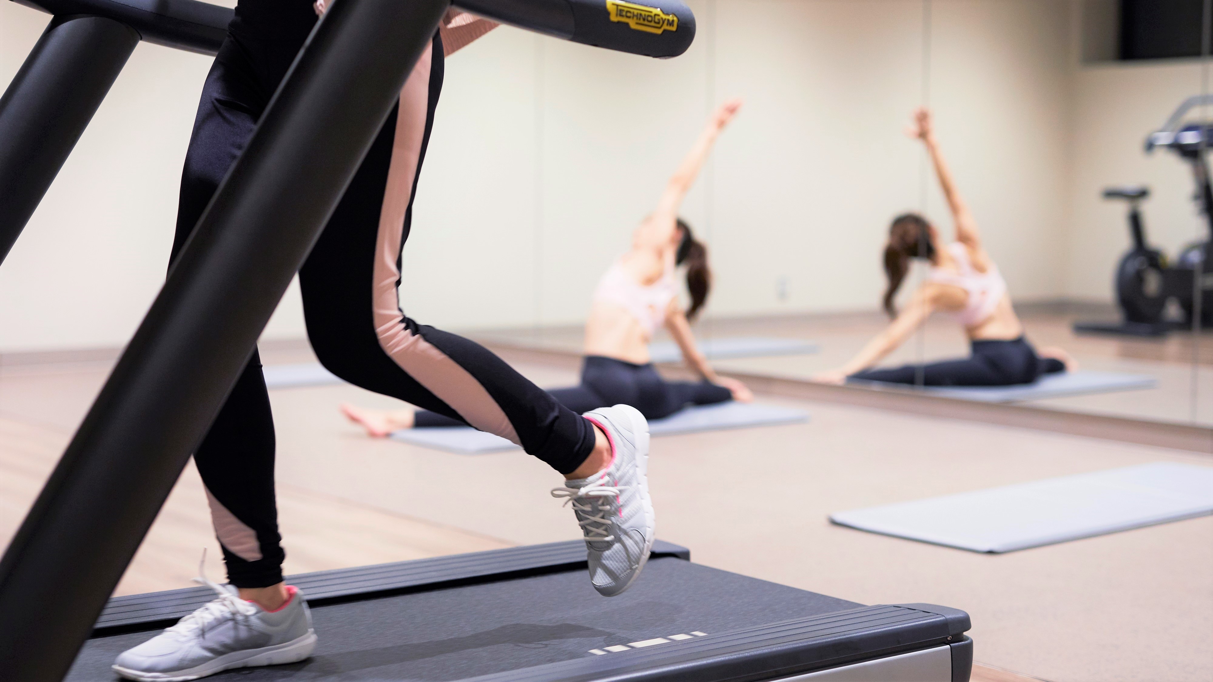 [Fitness gym] We have a fitness gym that is ideal for long-term stays.