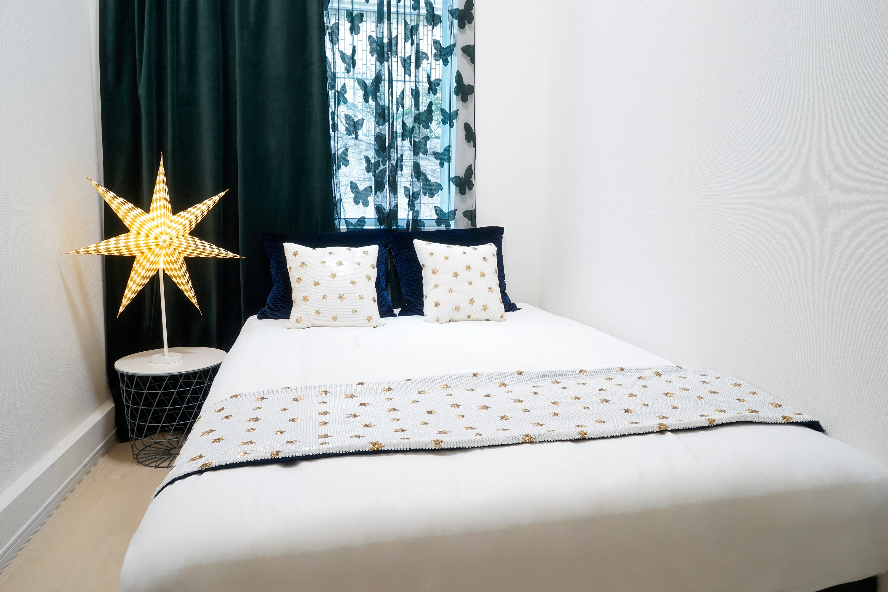 SINGLE & amp; DOUBLE ROOM