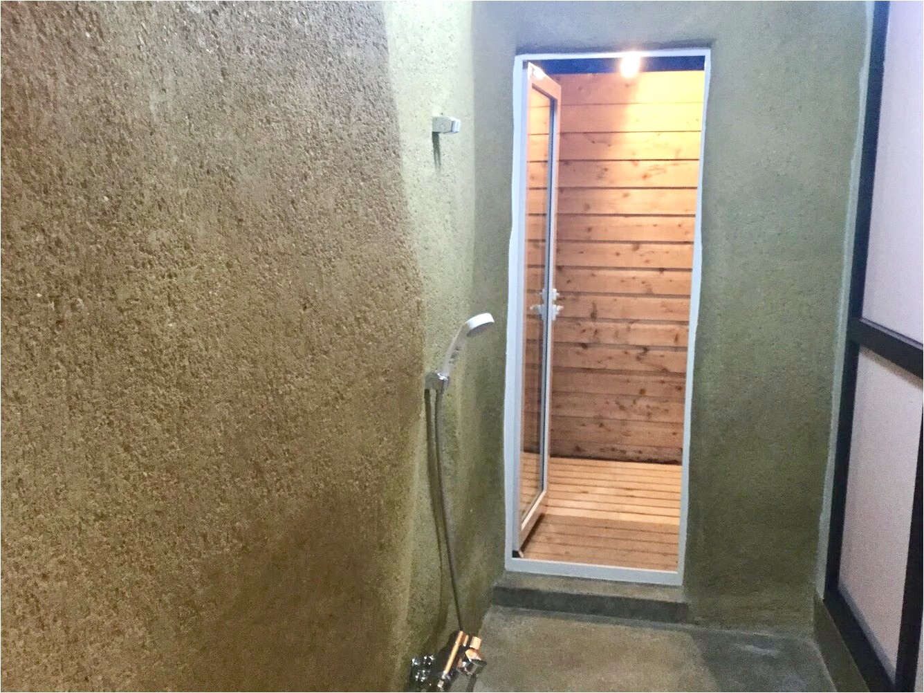 Cottage shower booth