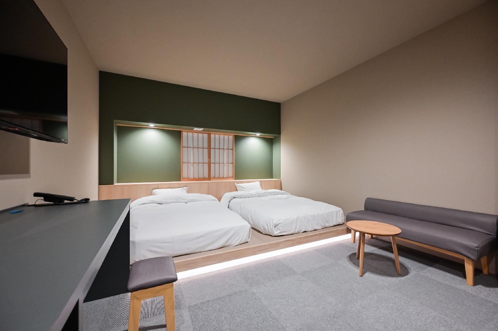 Standard Japanese-Western style room