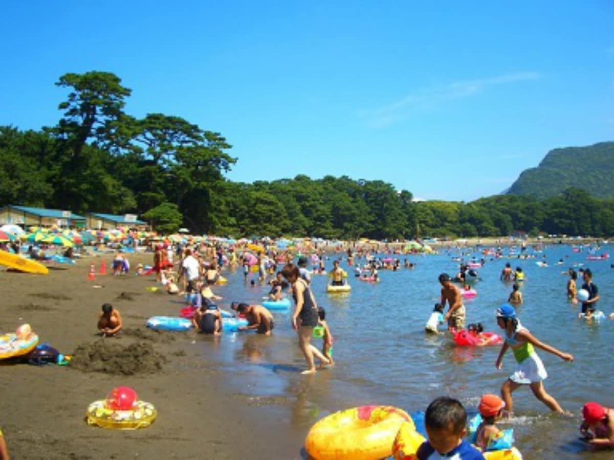 Mihama beach, no waves, safe for children
