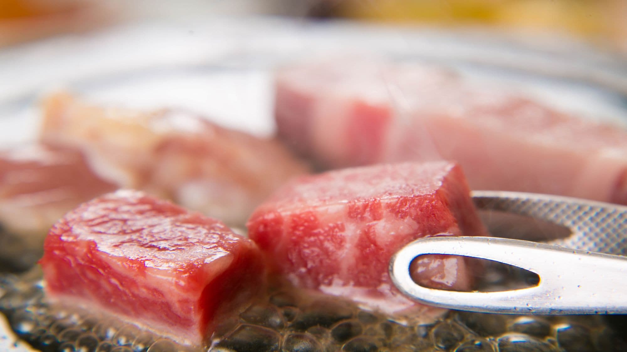 ■ Joshu beef, Joshu wheat pork, and Akagi chicken stone-grilled steak ■