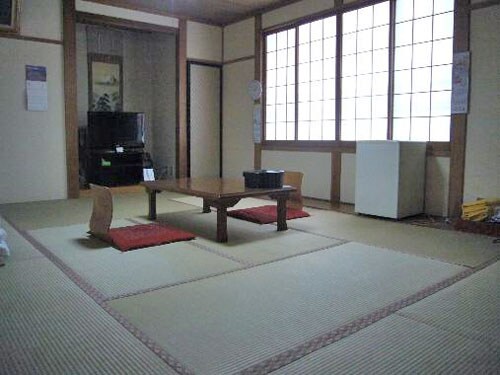 12 tatami mats Plum room