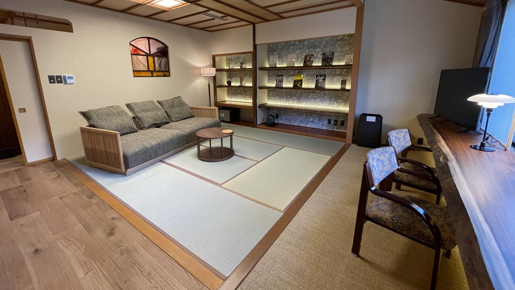 ◆Non-smoking◆　Designer room　【Yuzuki】　Relaxation space　※While looking at traditional crafts and booklets