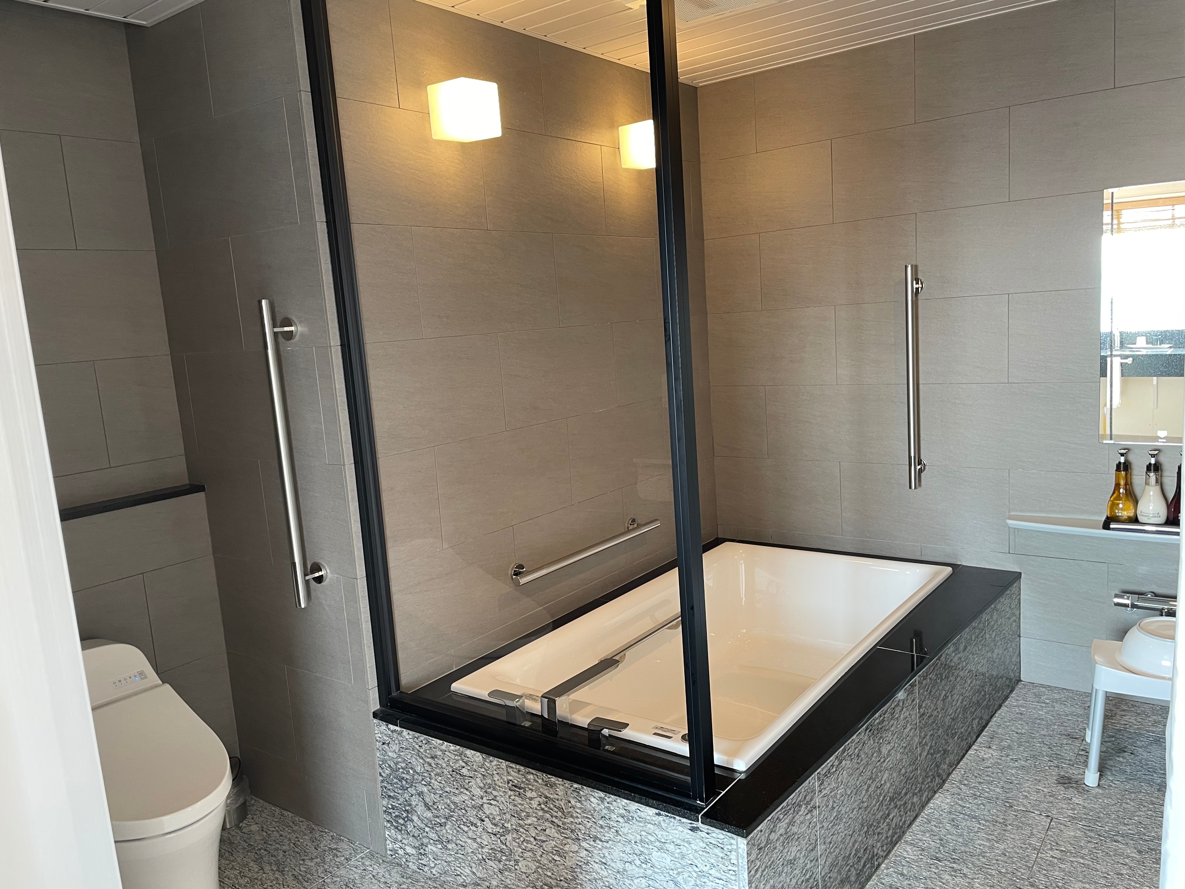 Barrier-free room bathroom