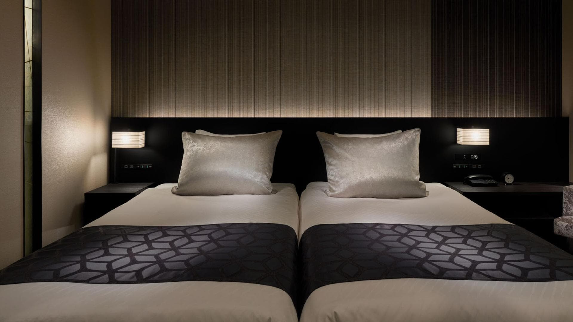 Superior twin room