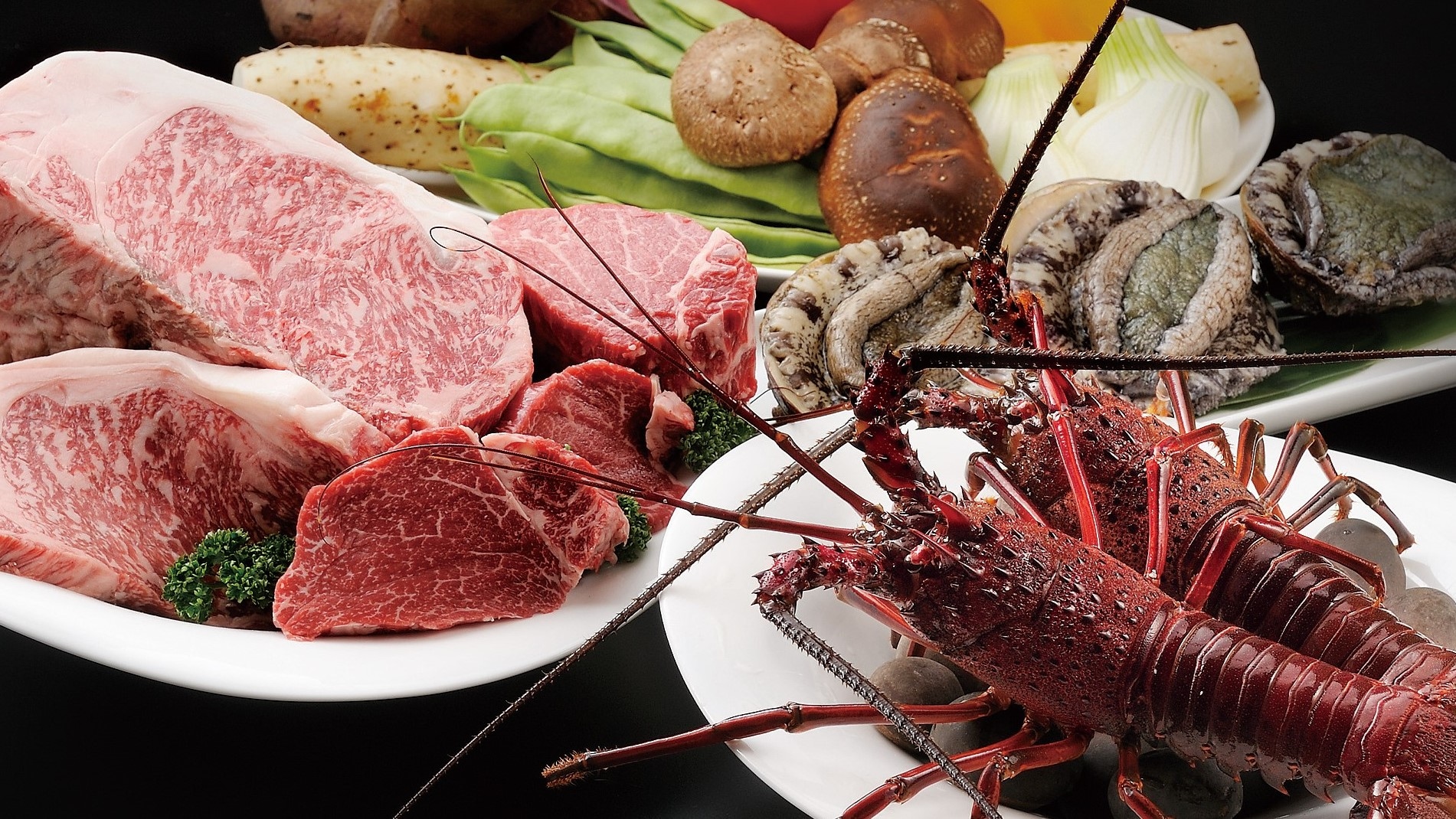 Lobster berduri, abalon, daging sapi Matsusaka * Gambar