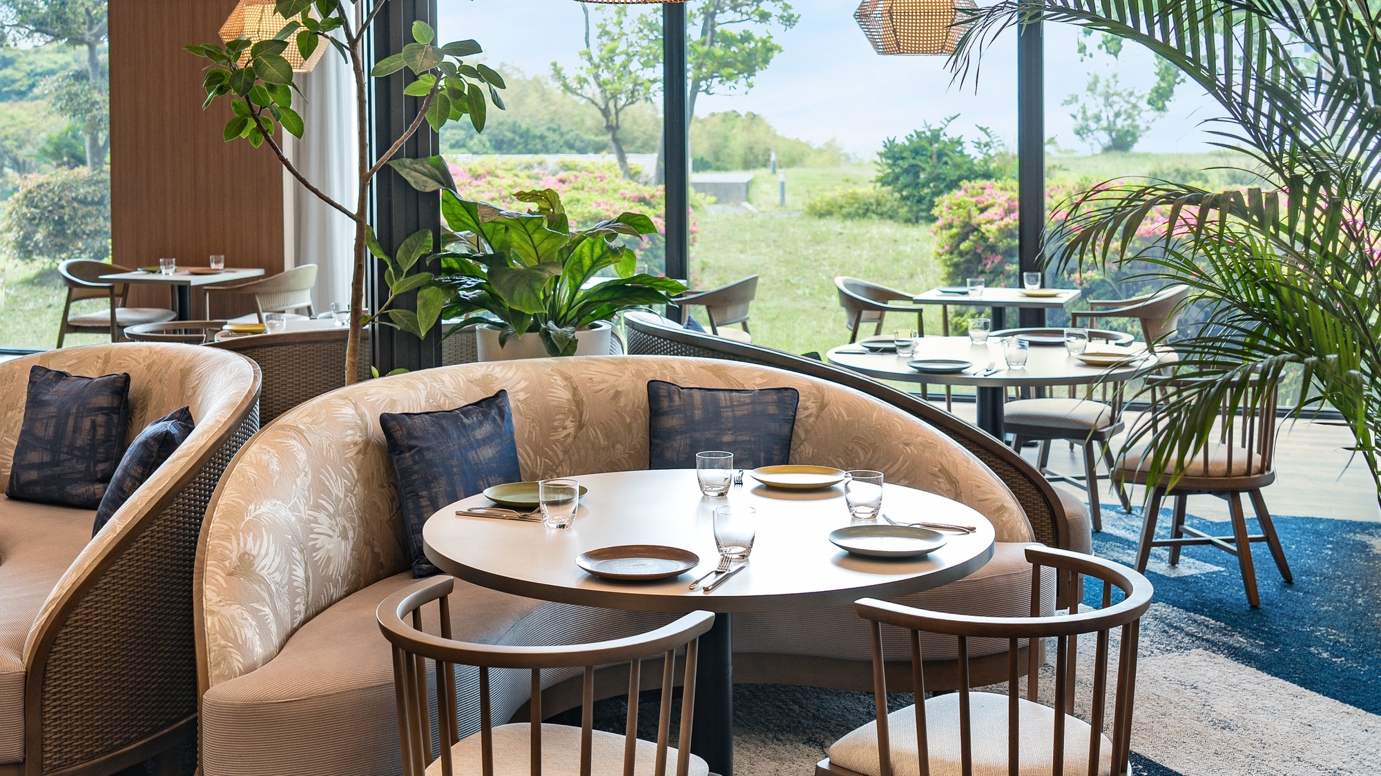 restaurant