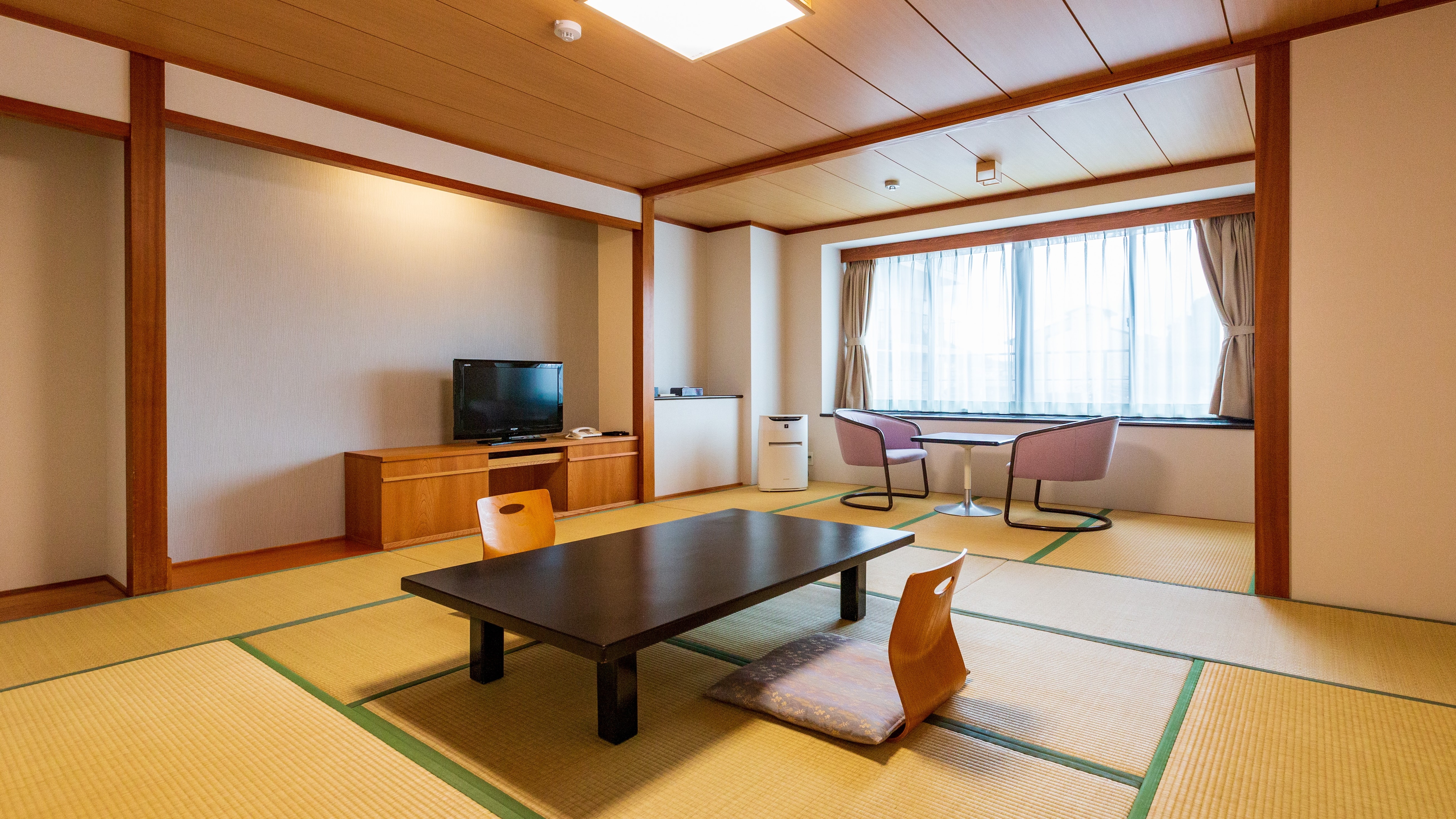 Standard Japanese-style room