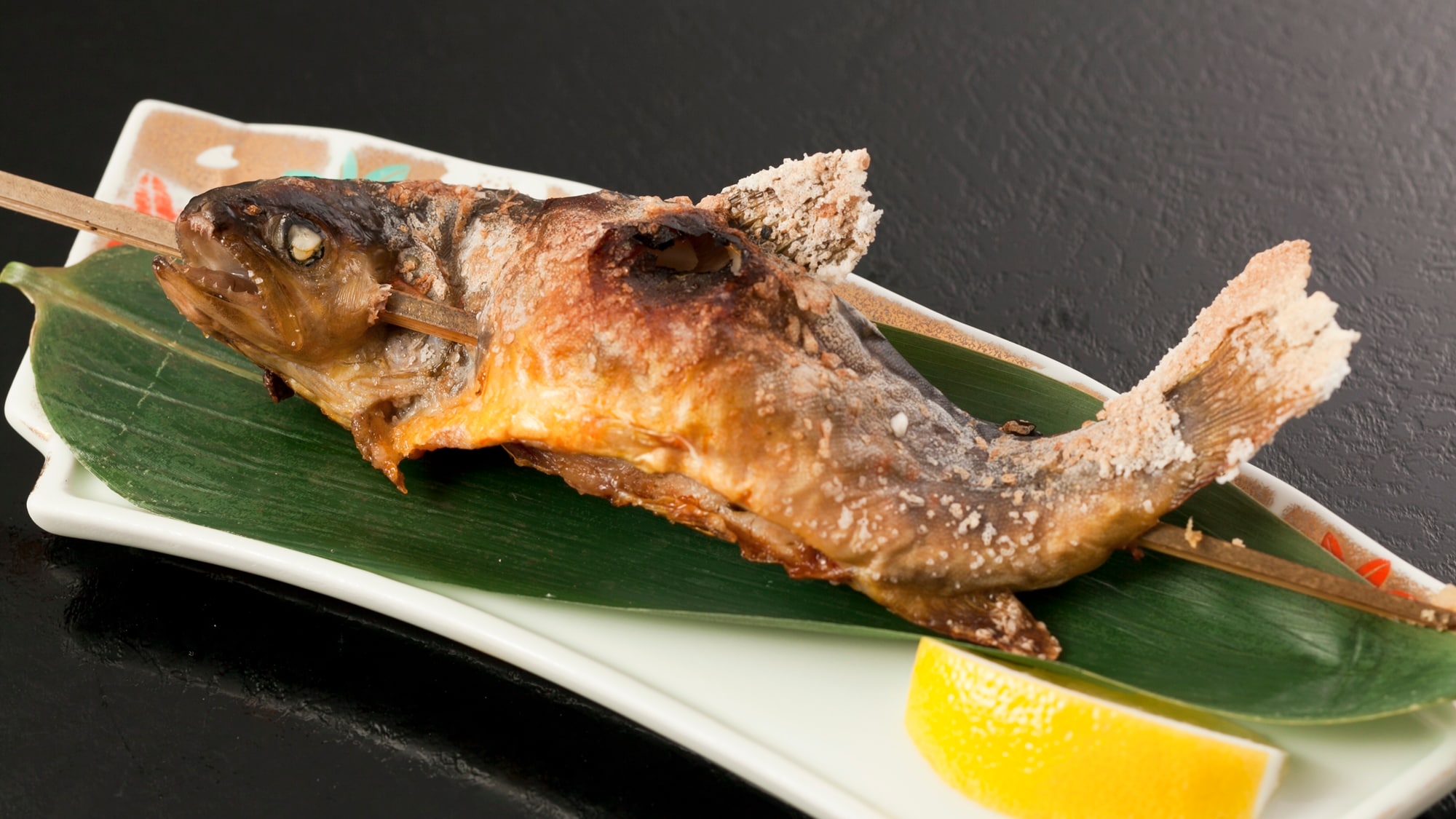 Grilled sweetfish with salt-01