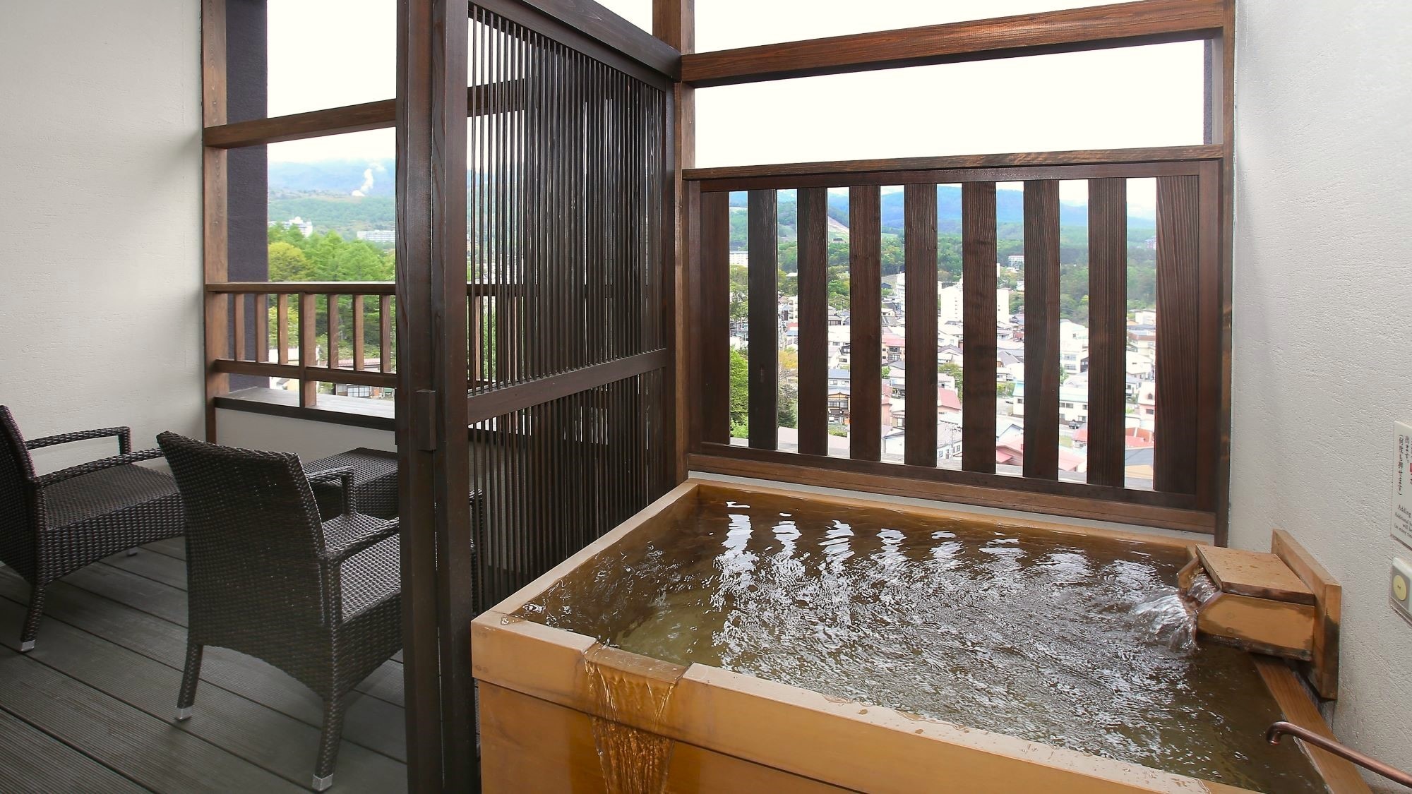 [Guest room] Open-air bath