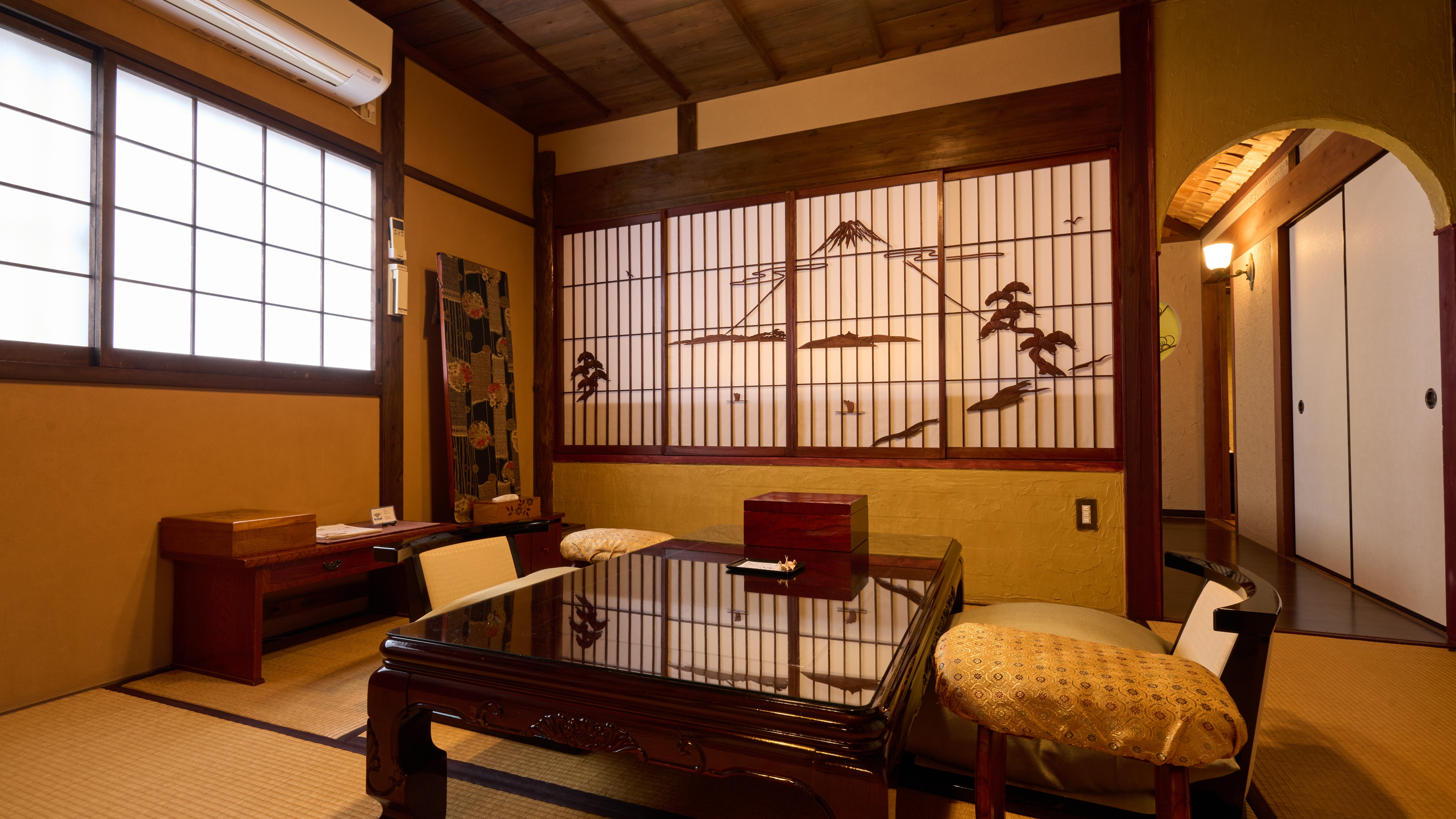 [Main building, Standard] ~ Twin (Japanese-style room) with indoor bath and toilet