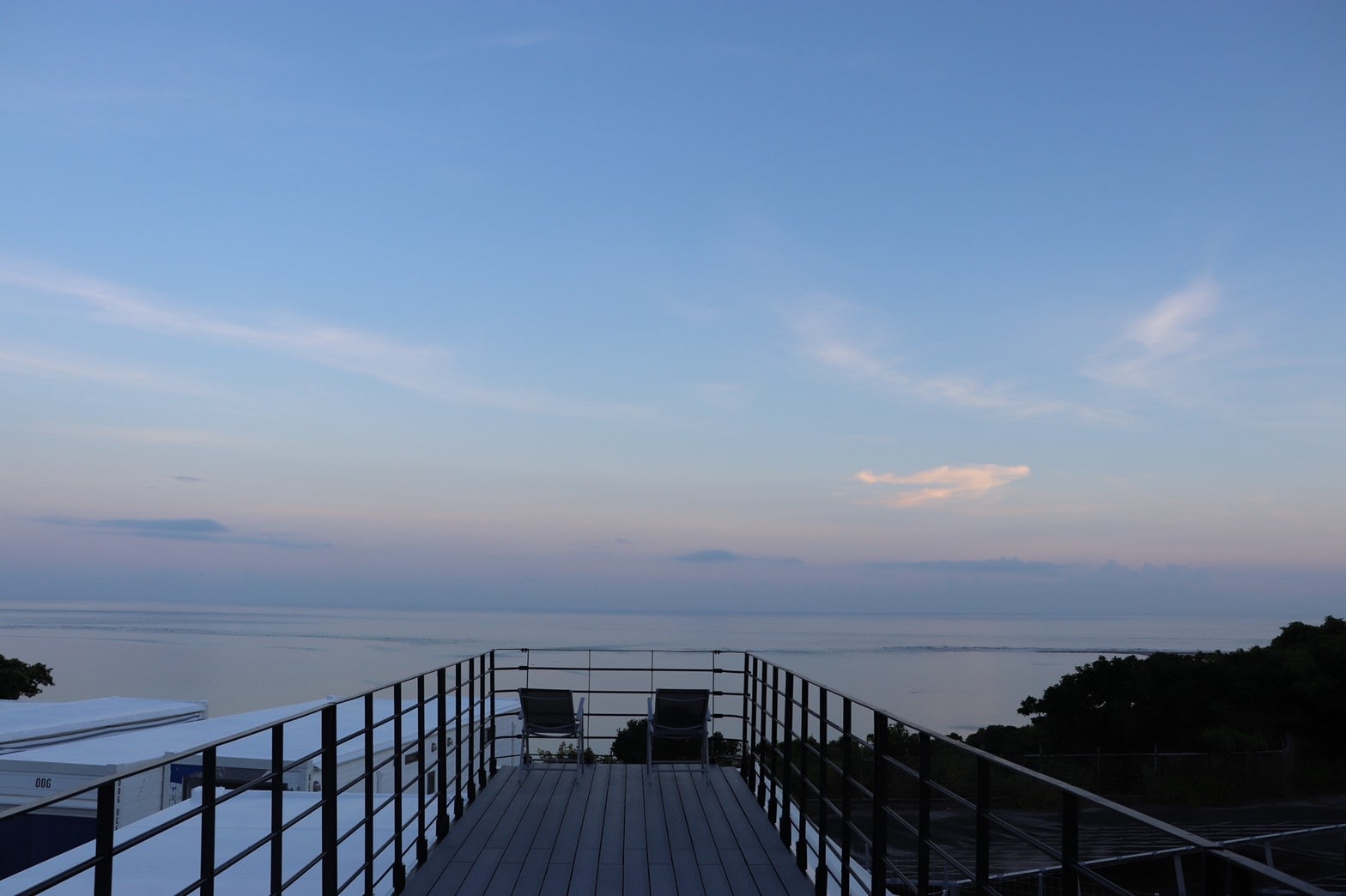 sky rooftop room